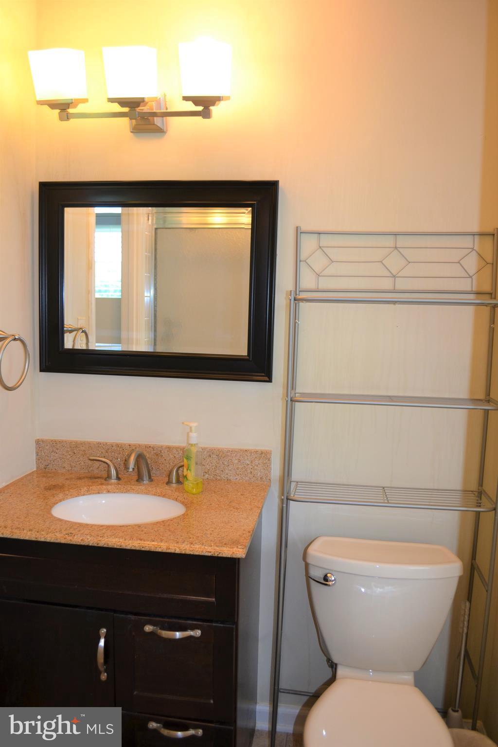 LAKEPOINTE - Residential Lease