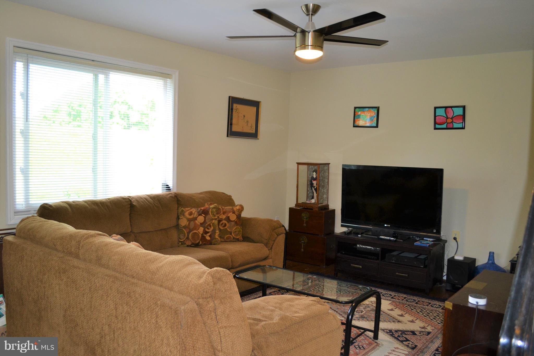 LAKEPOINTE - Residential Lease