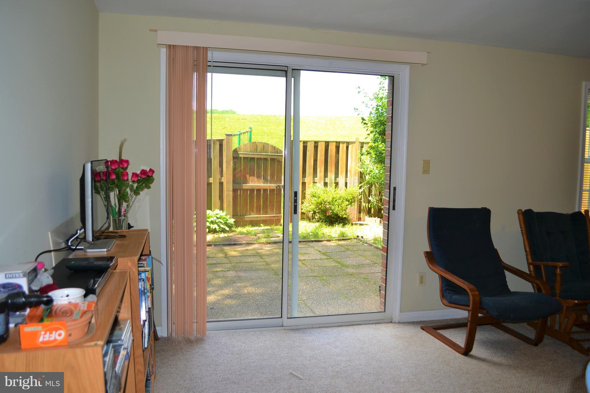 LAKEPOINTE - Residential Lease