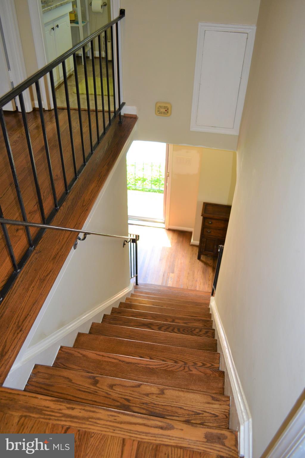 LAKEPOINTE - Residential Lease