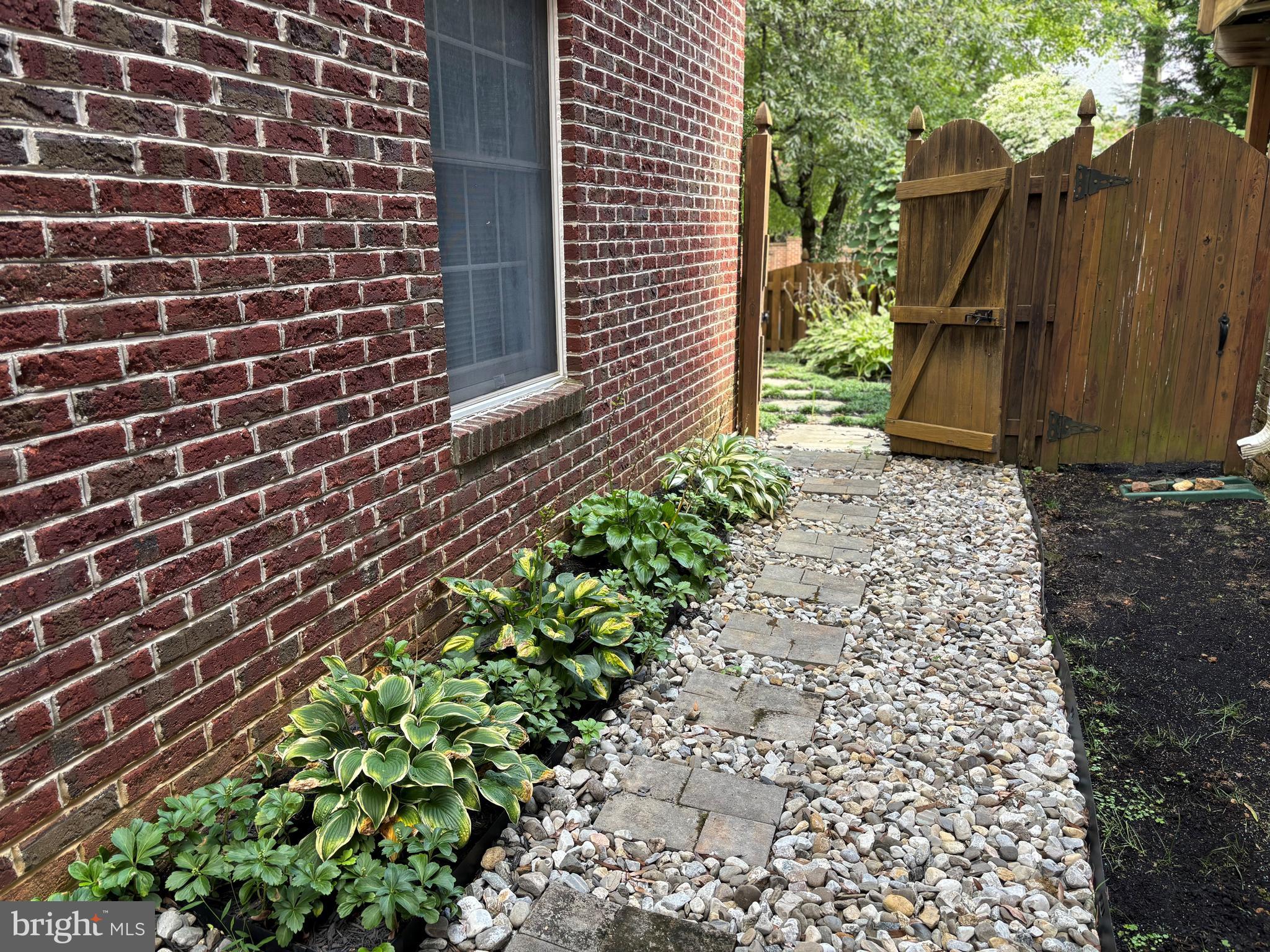 ARDEN OAKS - Residential