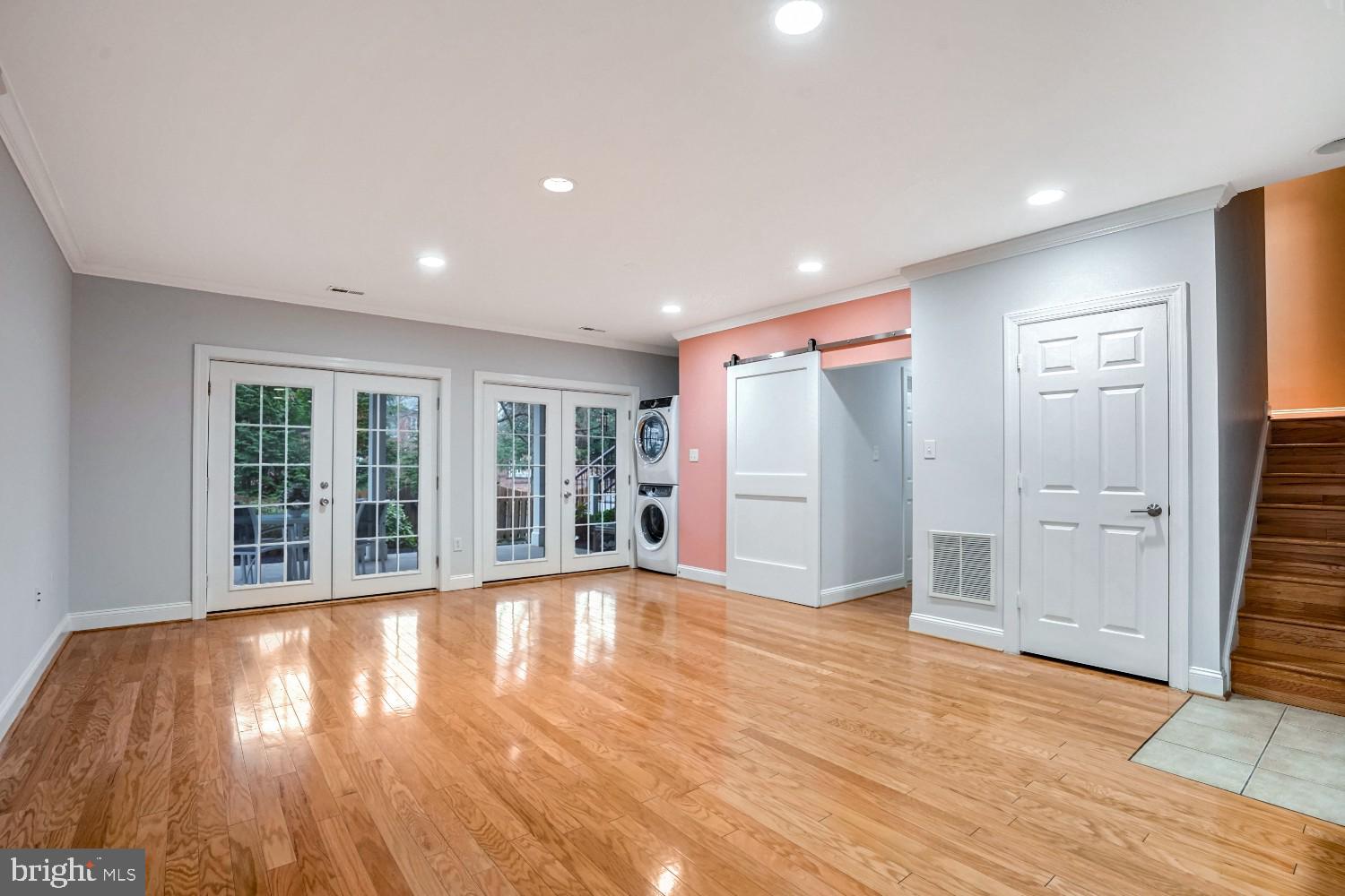 ARDEN OAKS - Residential