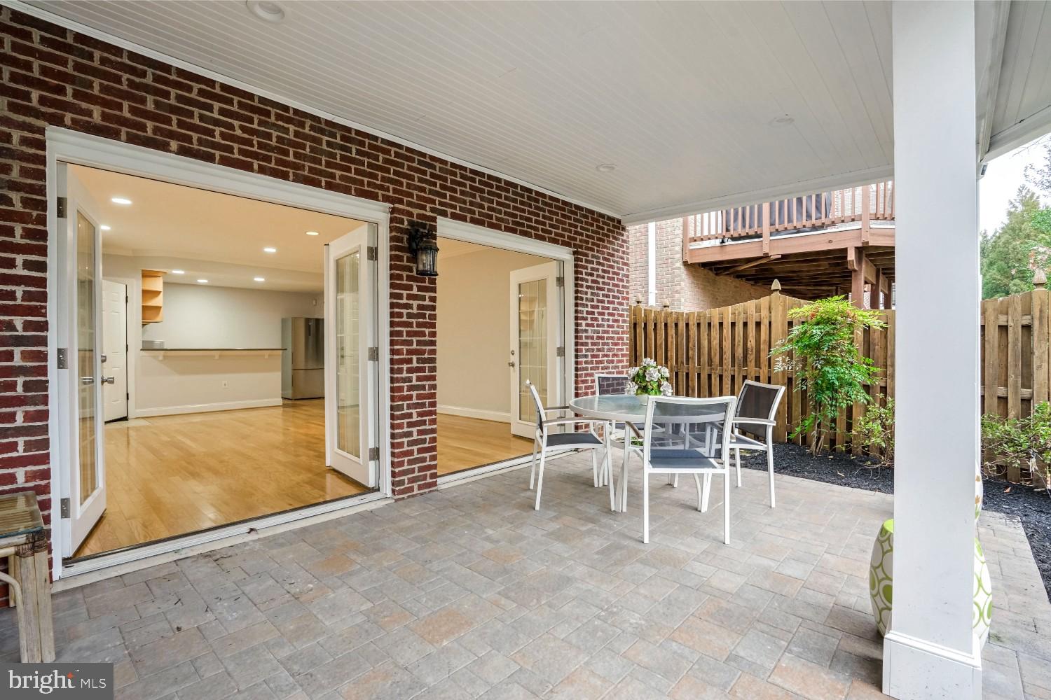 ARDEN OAKS - Residential