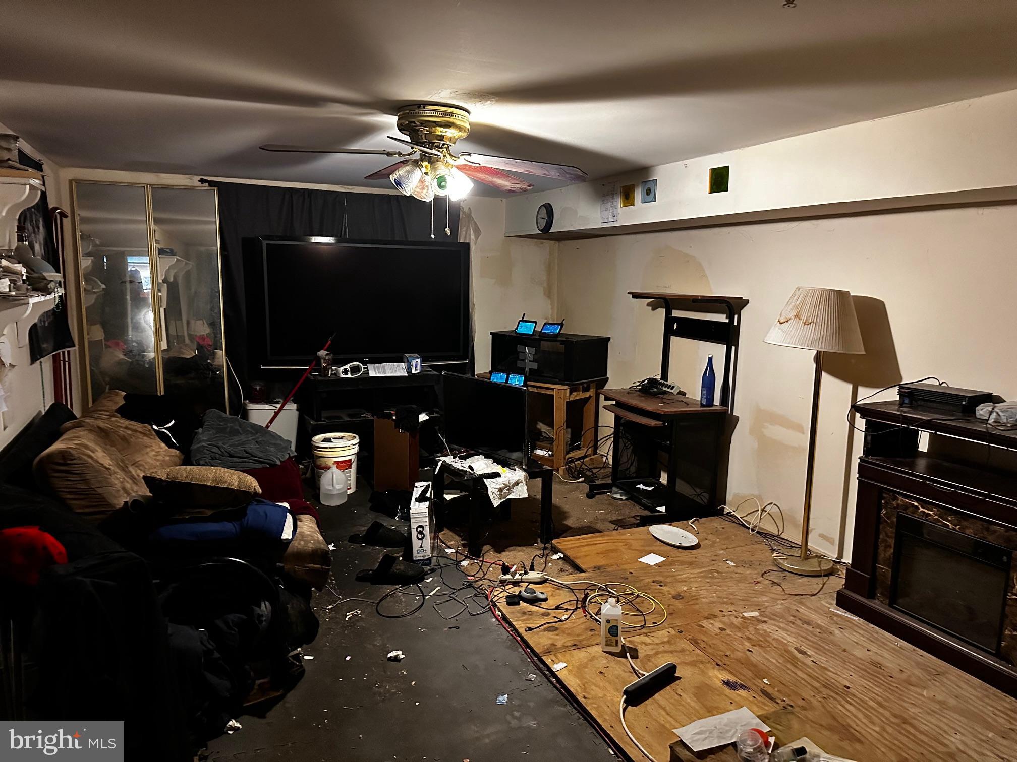 CIMARRON WOODS - Residential