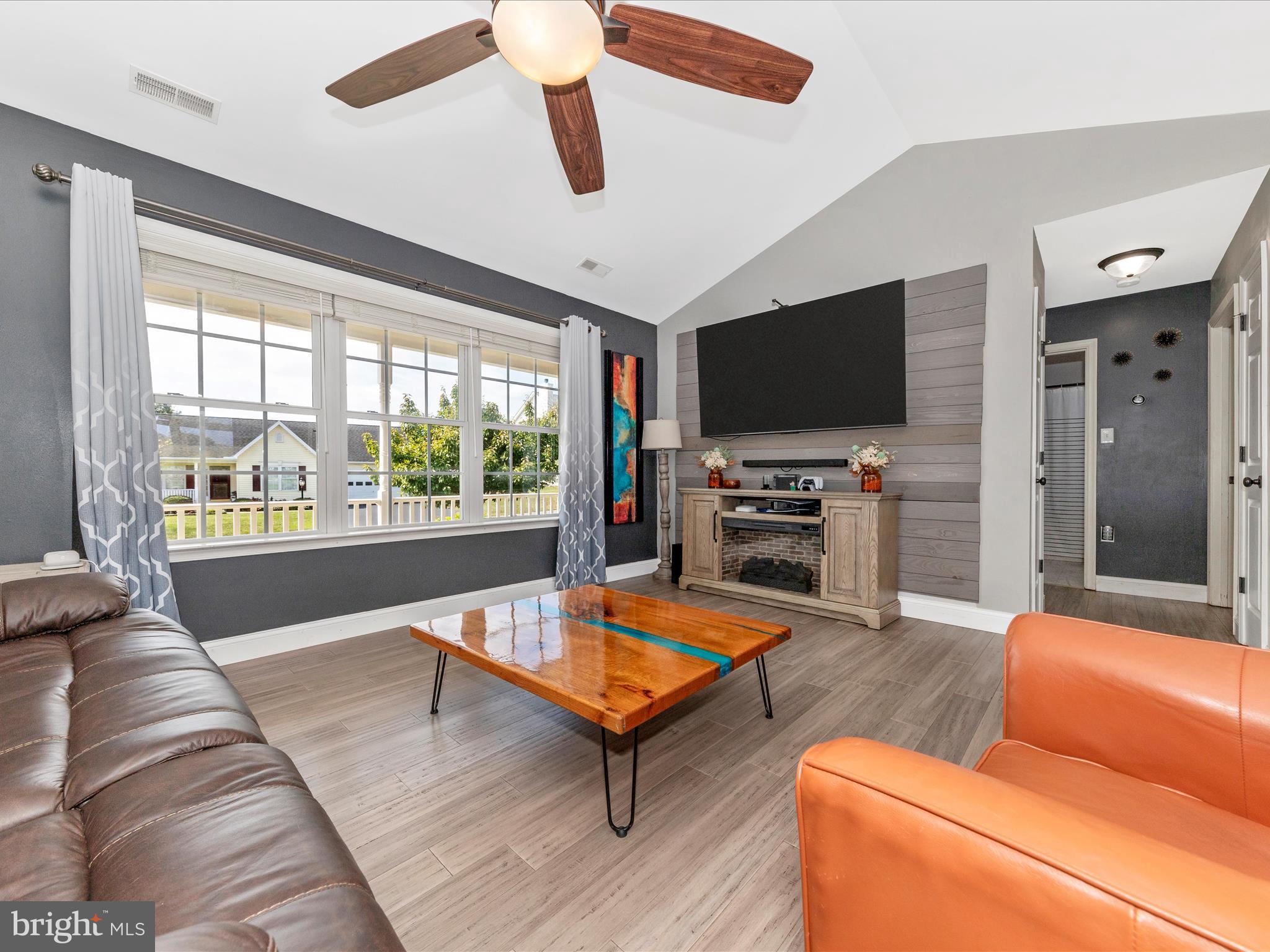 HAMMONDS MILL - Residential