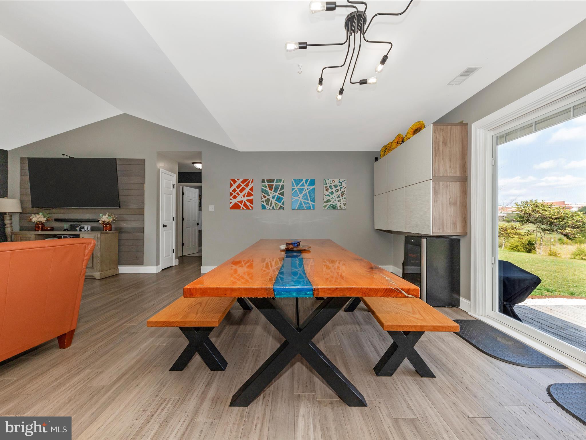 HAMMONDS MILL - Residential