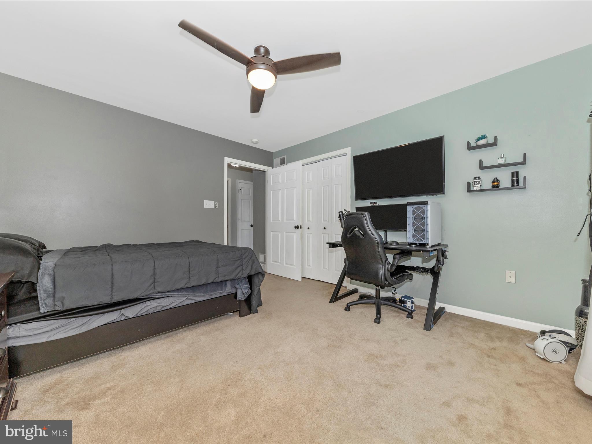 HAMMONDS MILL - Residential