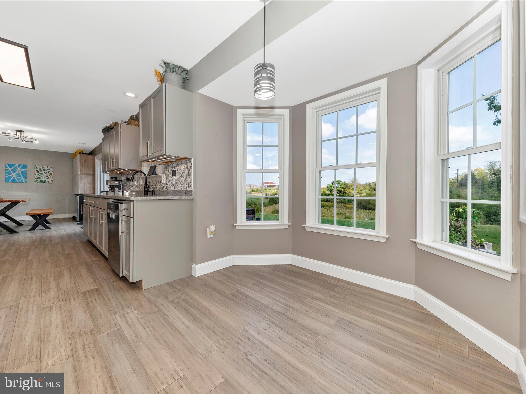 HAMMONDS MILL - Residential