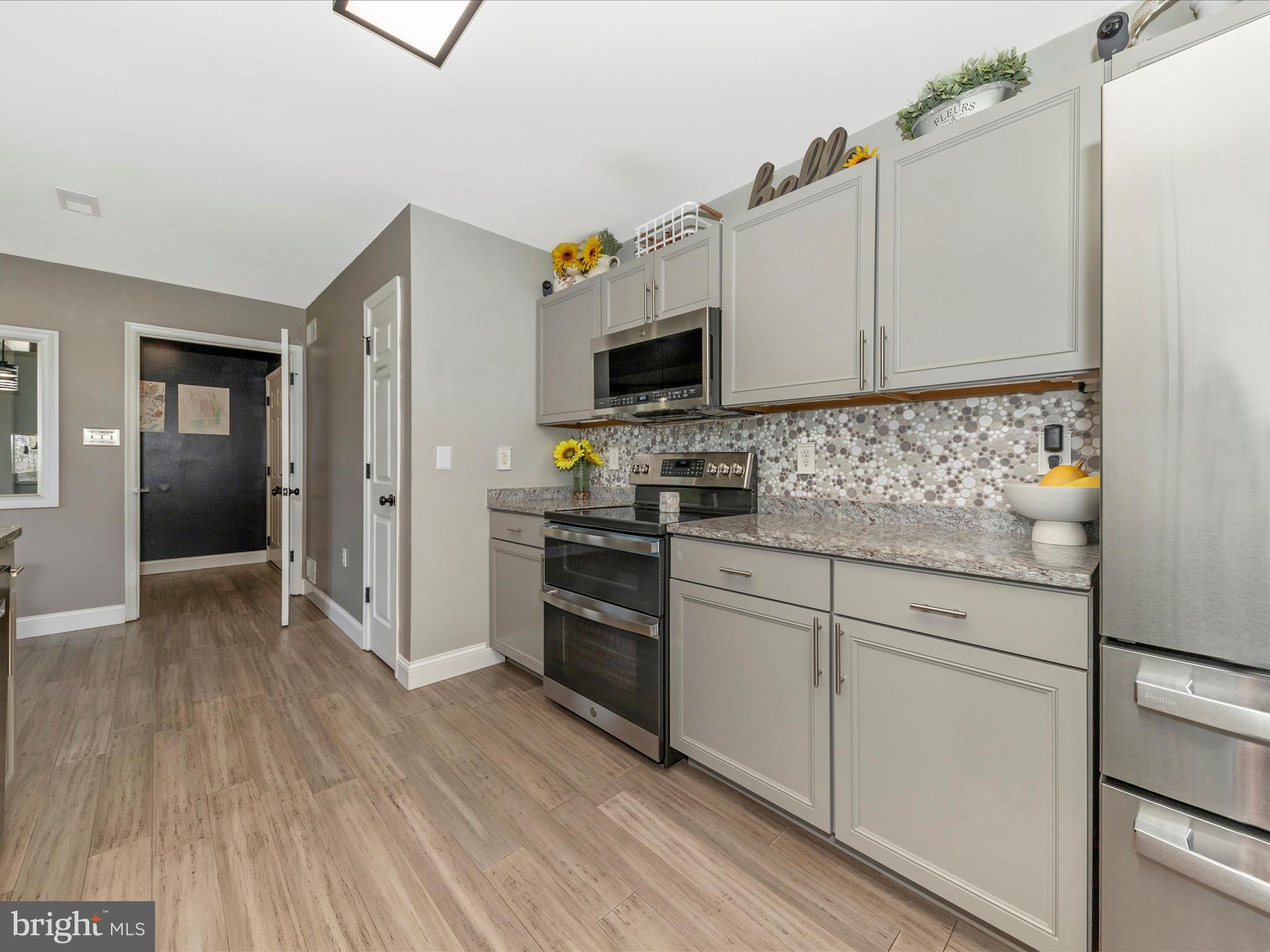 HAMMONDS MILL - Residential