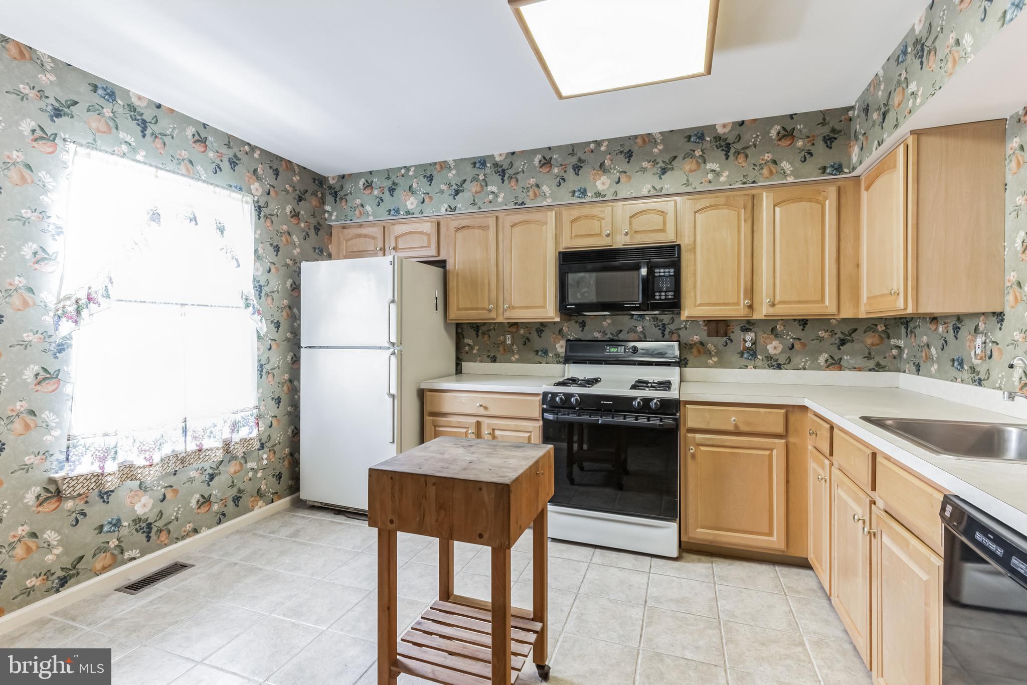 THE PINES AT PENNR - Residential