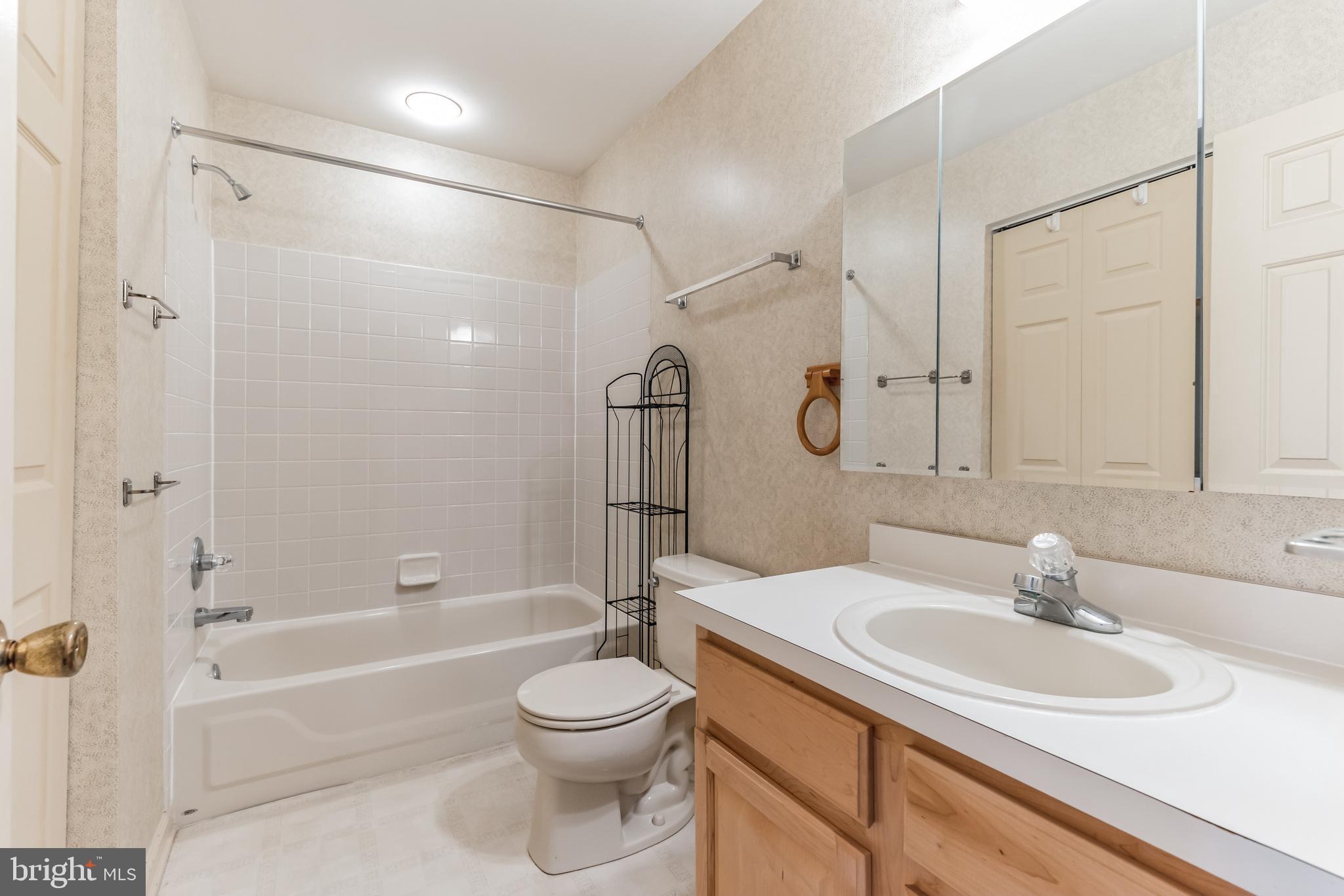 THE PINES AT PENNR - Residential