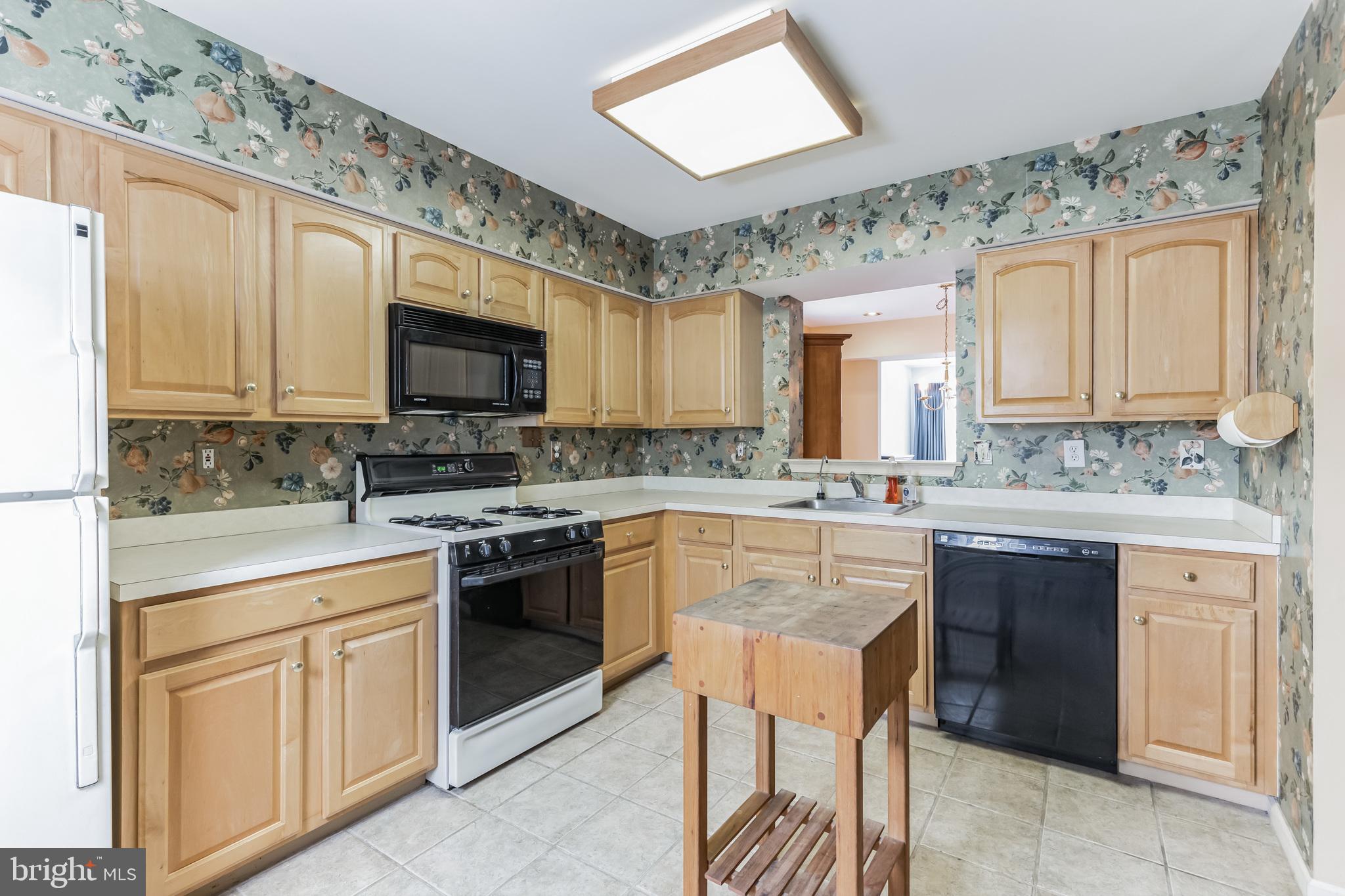 THE PINES AT PENNR - Residential