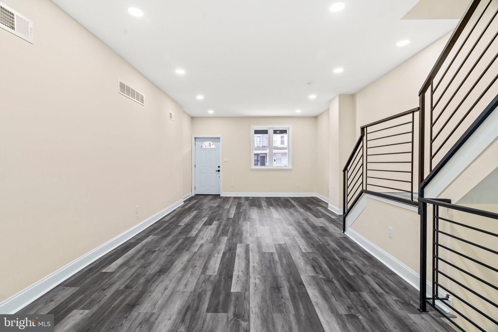 COBBS CREEK - Residential