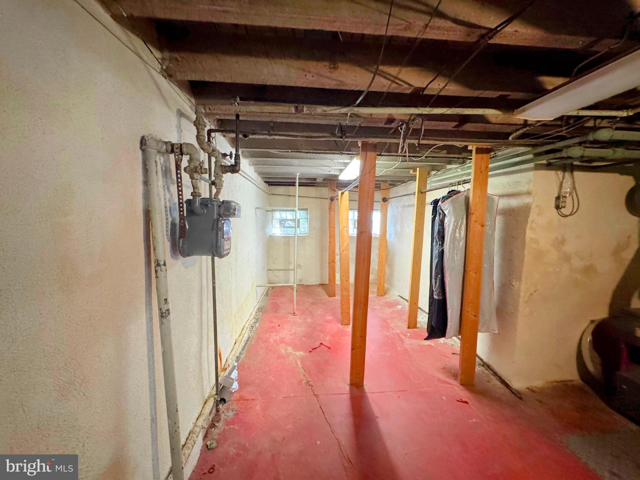 WEST OAK LANE - Residential