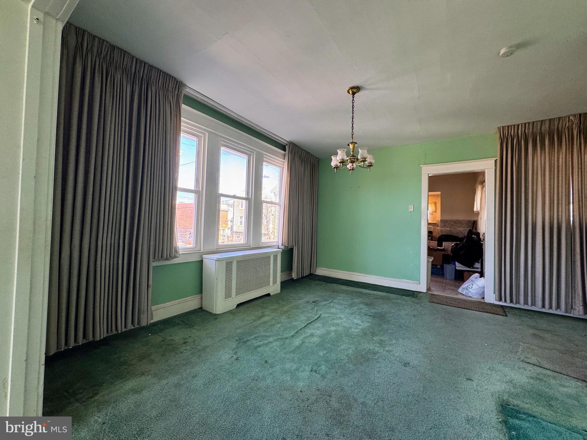 WEST OAK LANE - Residential