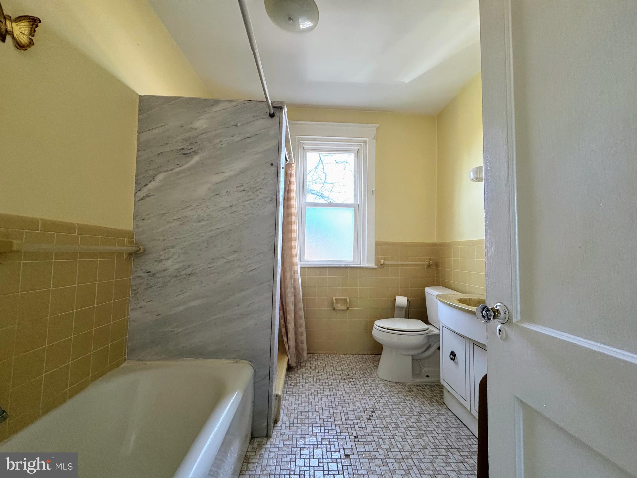 WEST OAK LANE - Residential