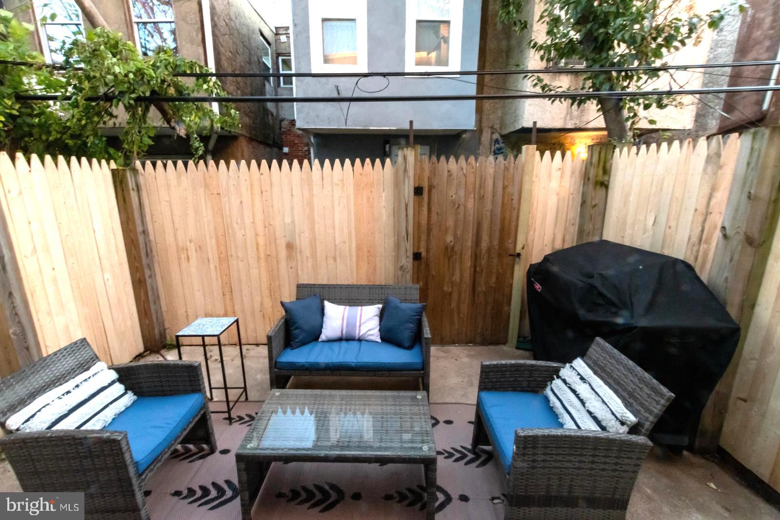 POINT BREEZE - Residential