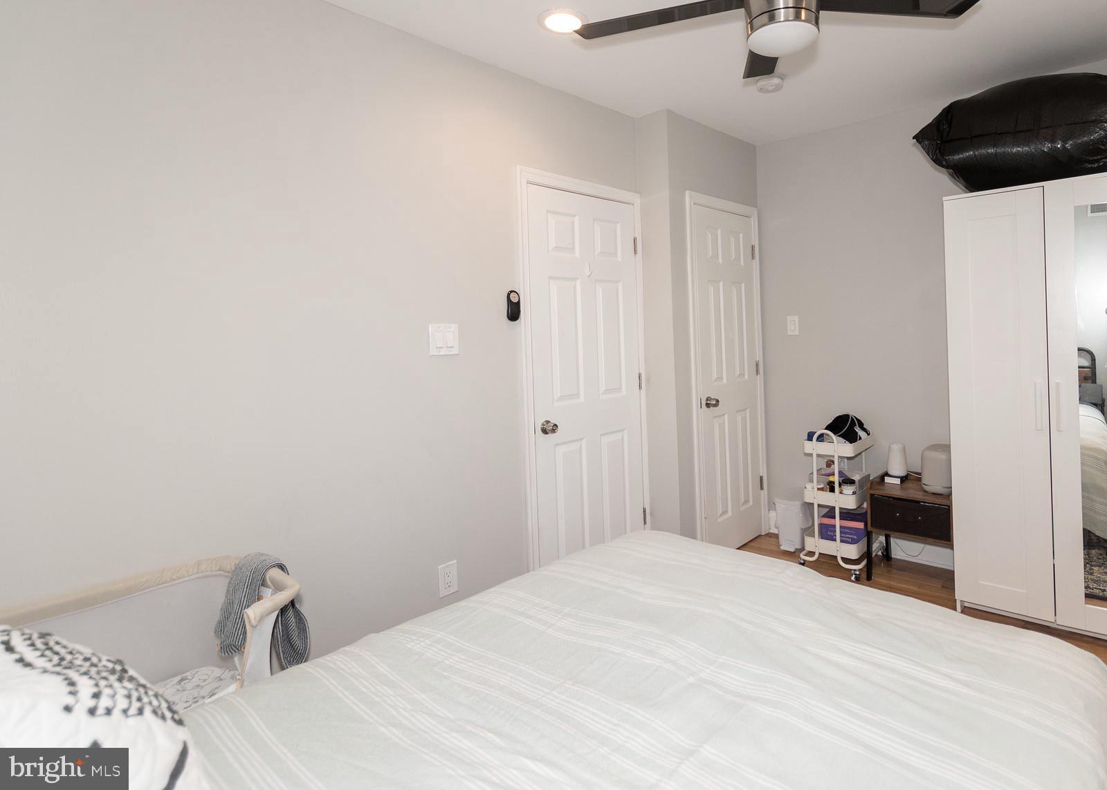 POINT BREEZE - Residential