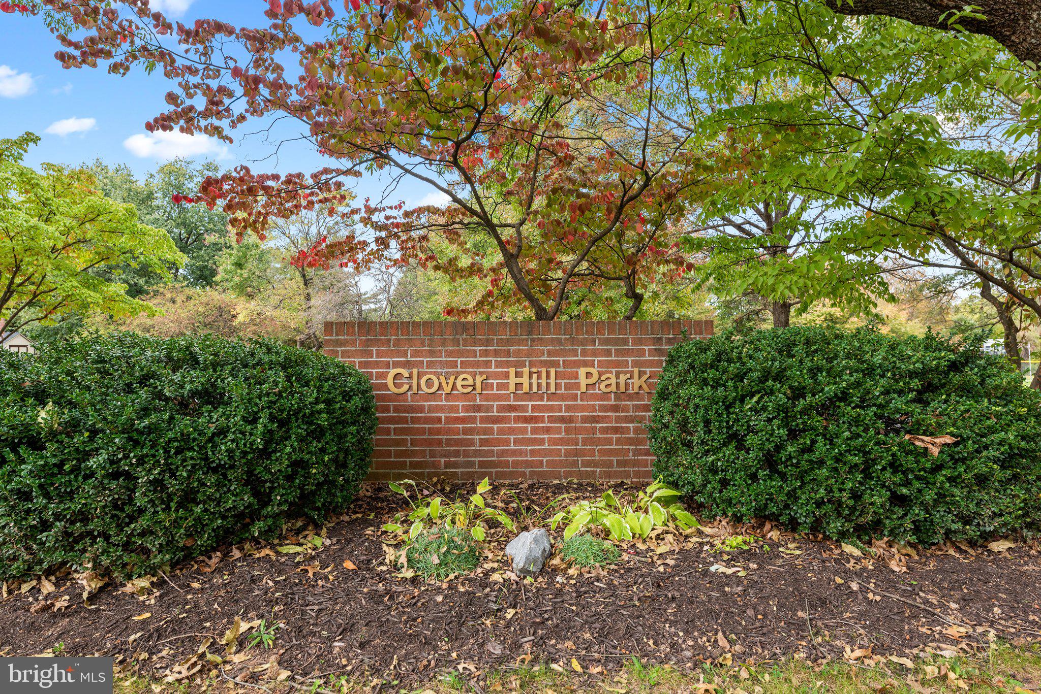 CLOVER RIDGE - Residential