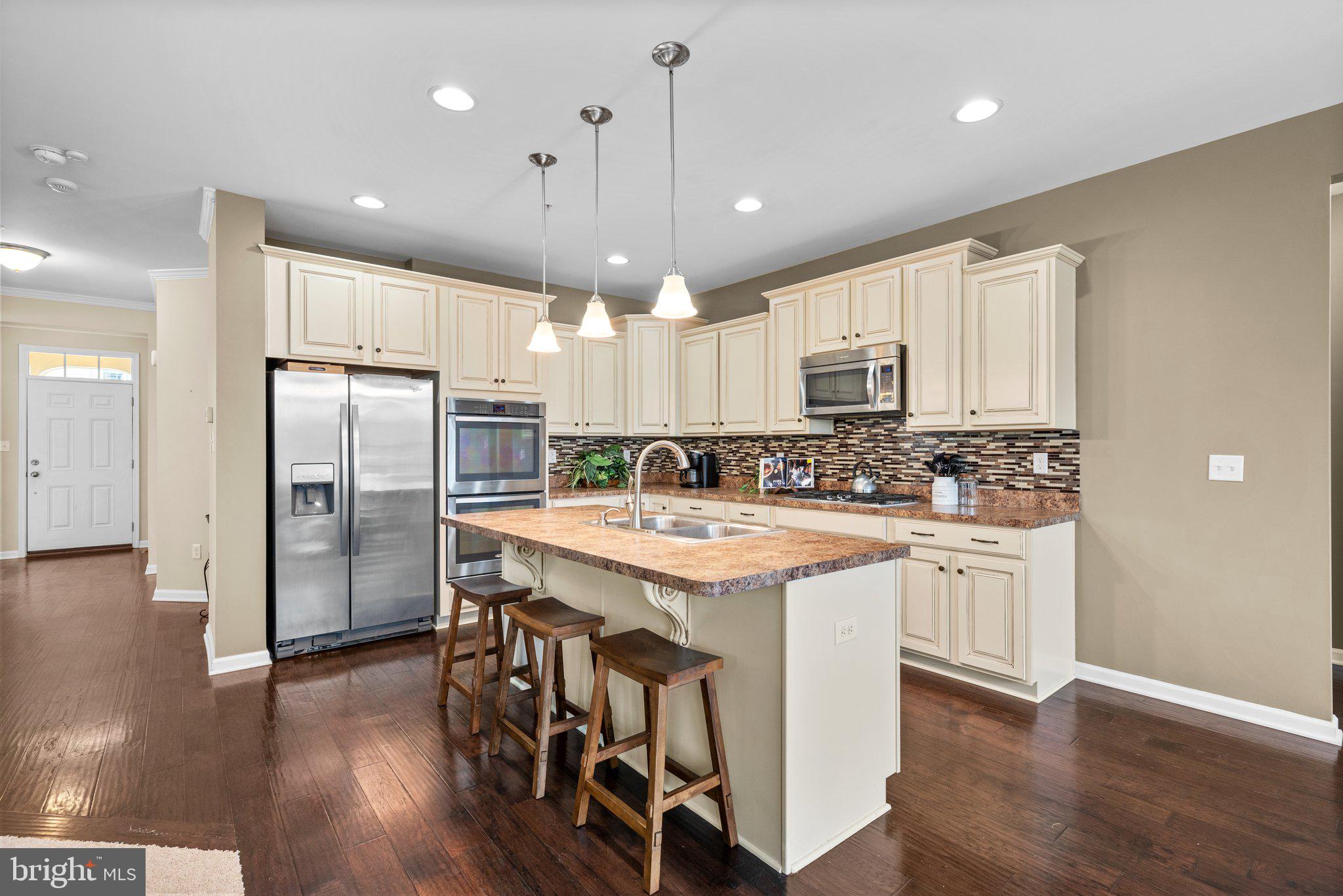 CLOVER RIDGE - Residential