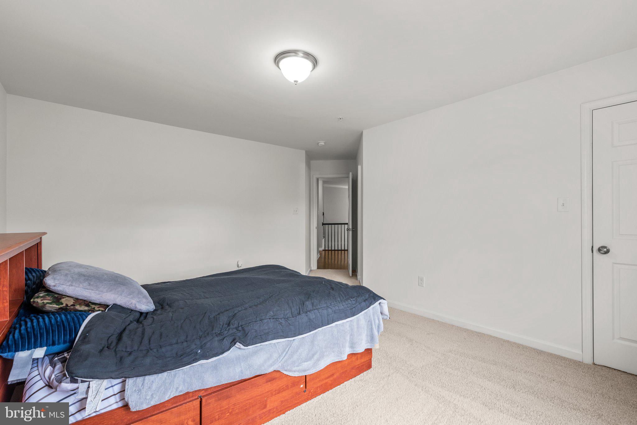 CLOVER RIDGE - Residential