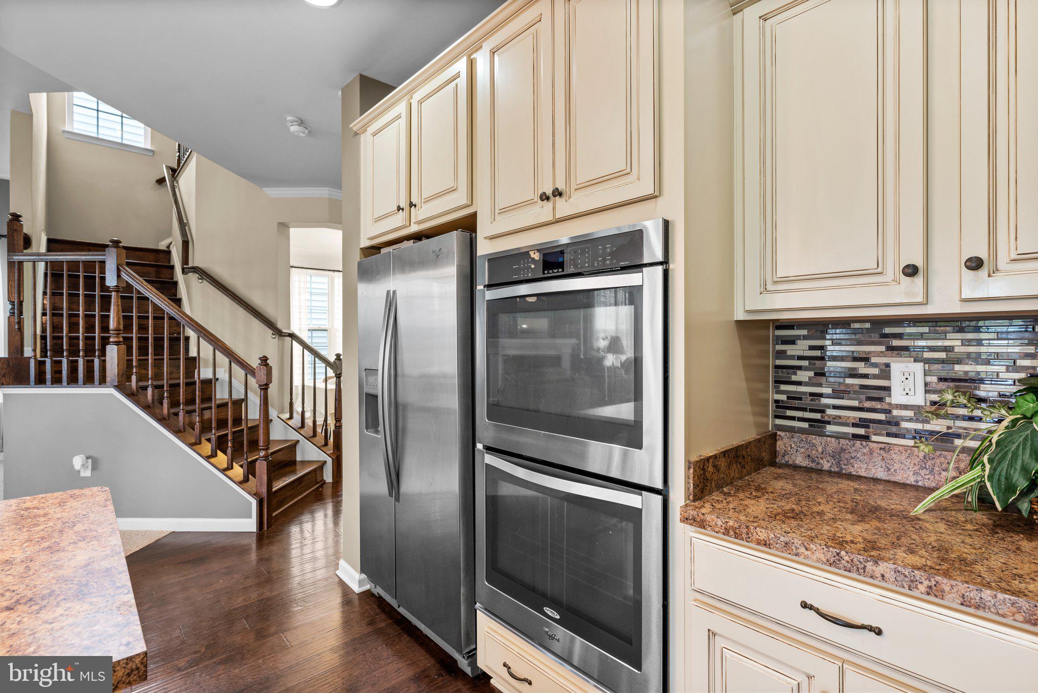 CLOVER RIDGE - Residential