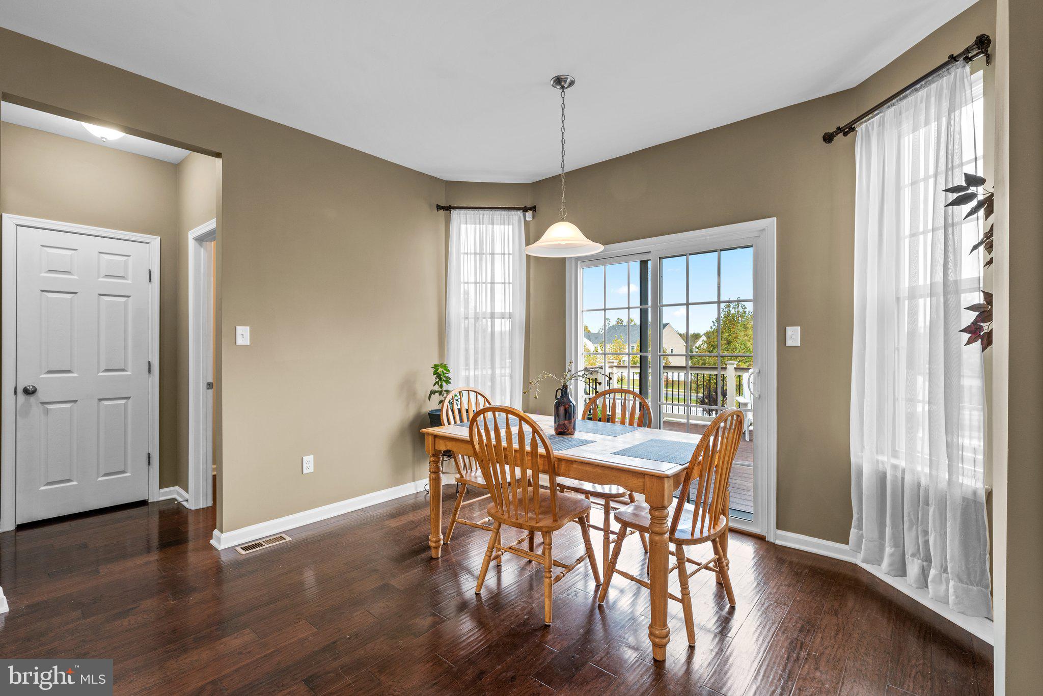 CLOVER RIDGE - Residential