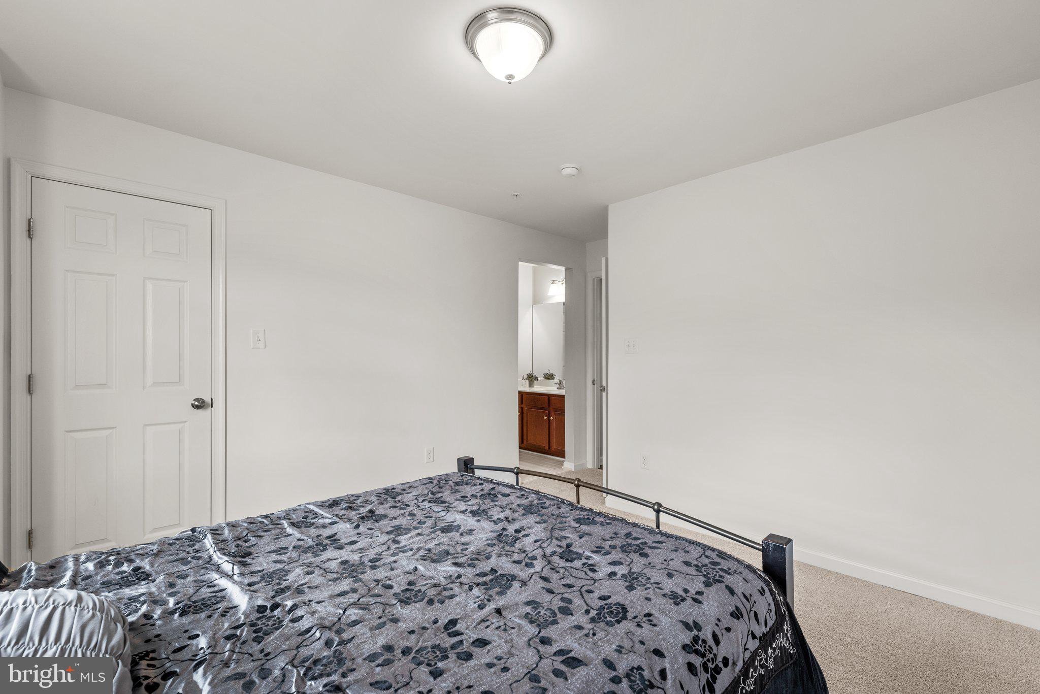 CLOVER RIDGE - Residential