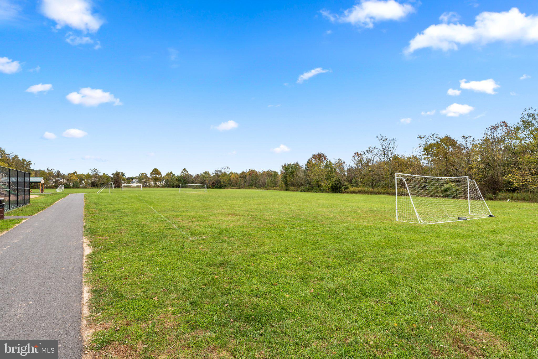 CLOVER RIDGE - Residential