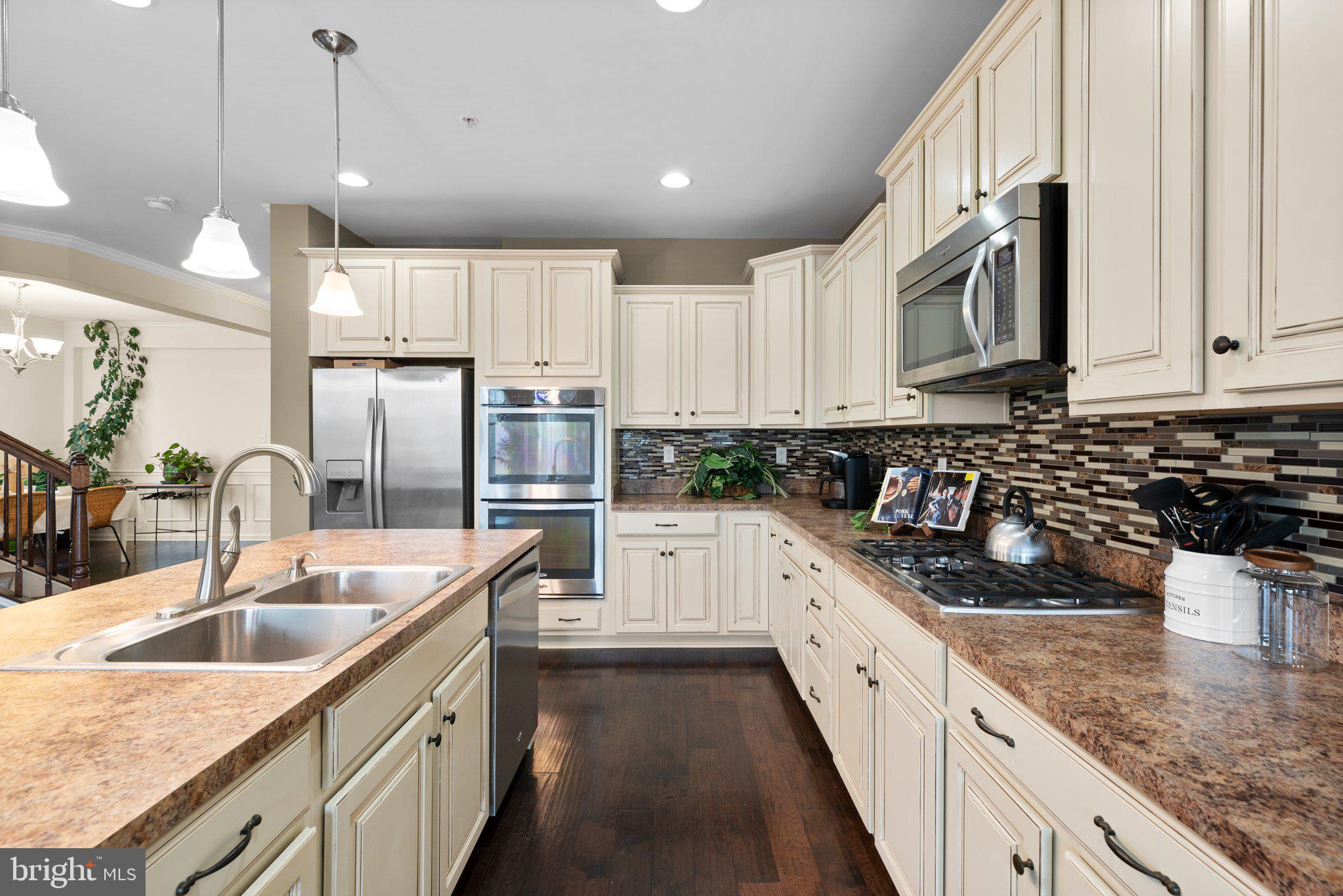 CLOVER RIDGE - Residential