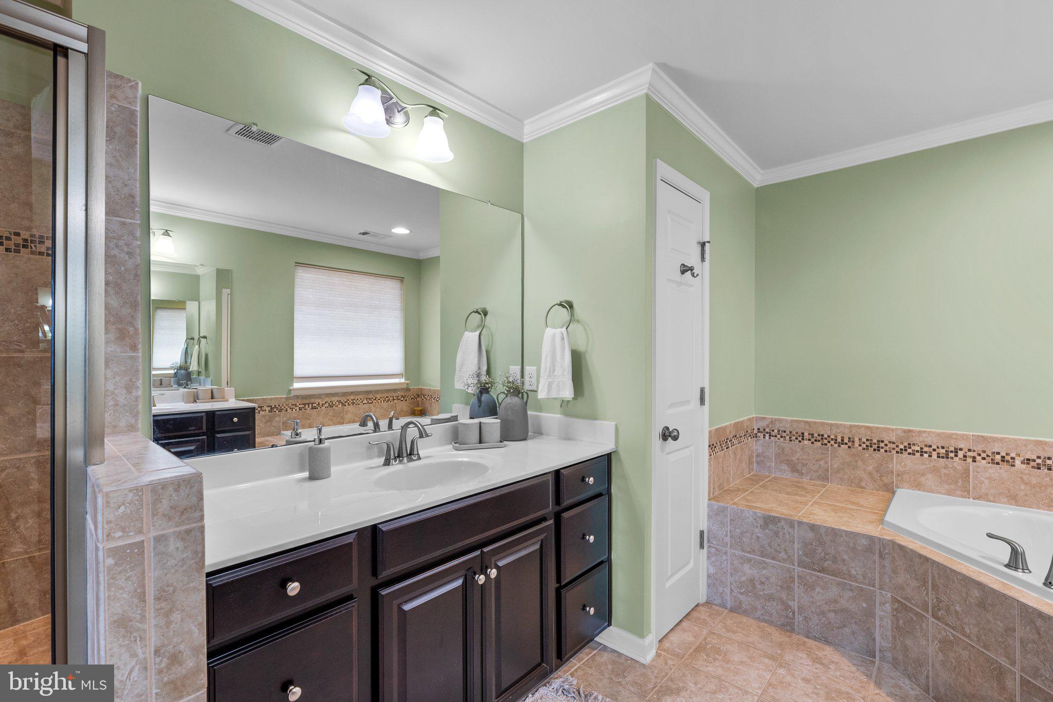 CLOVER RIDGE - Residential