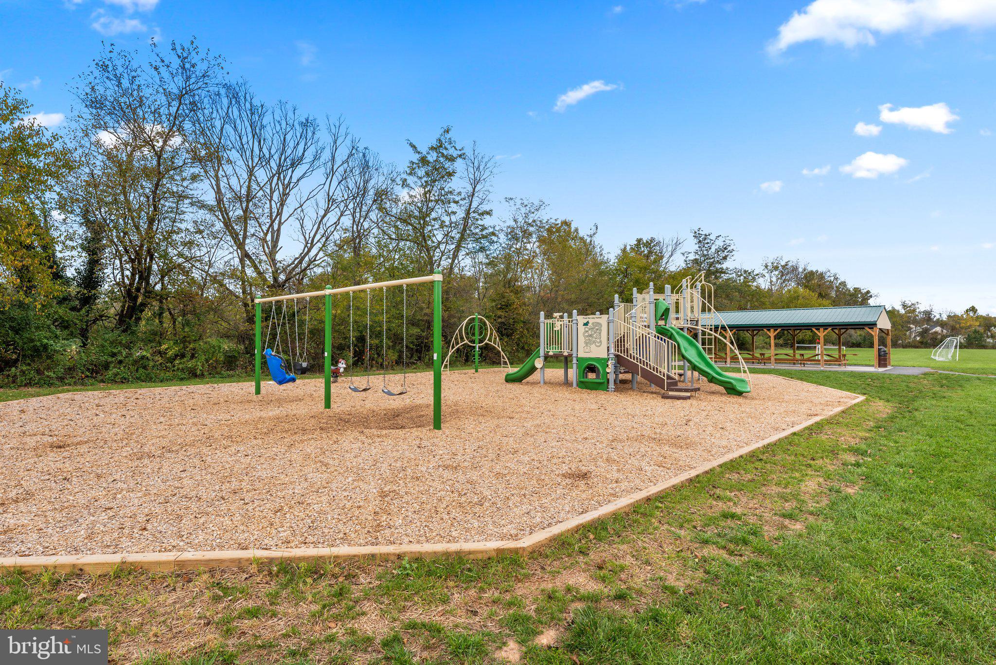 CLOVER RIDGE - Residential