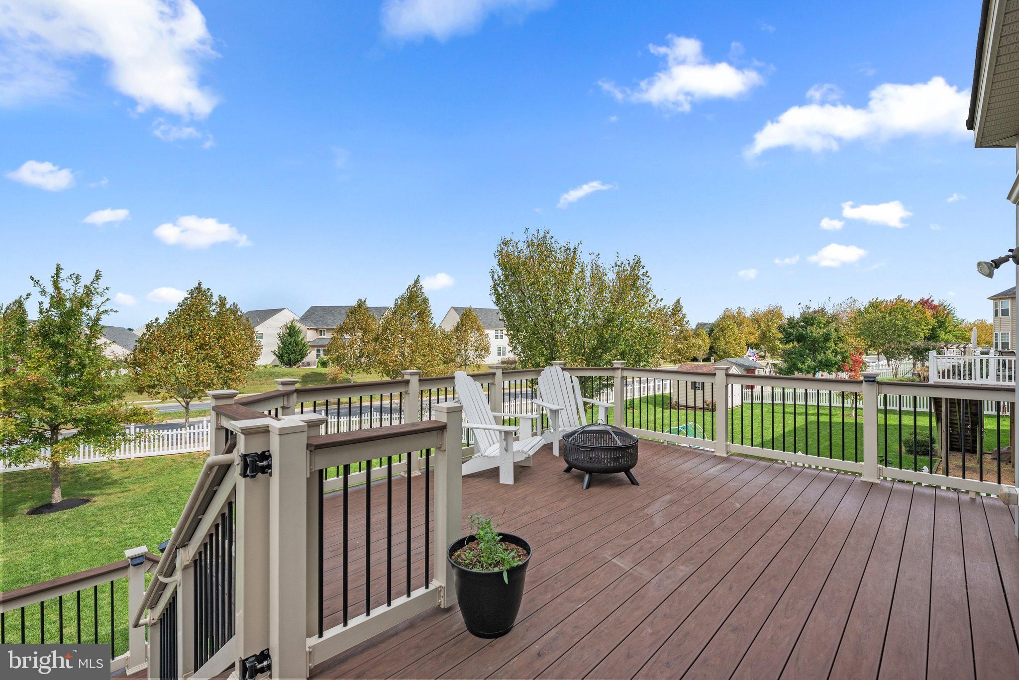 CLOVER RIDGE - Residential