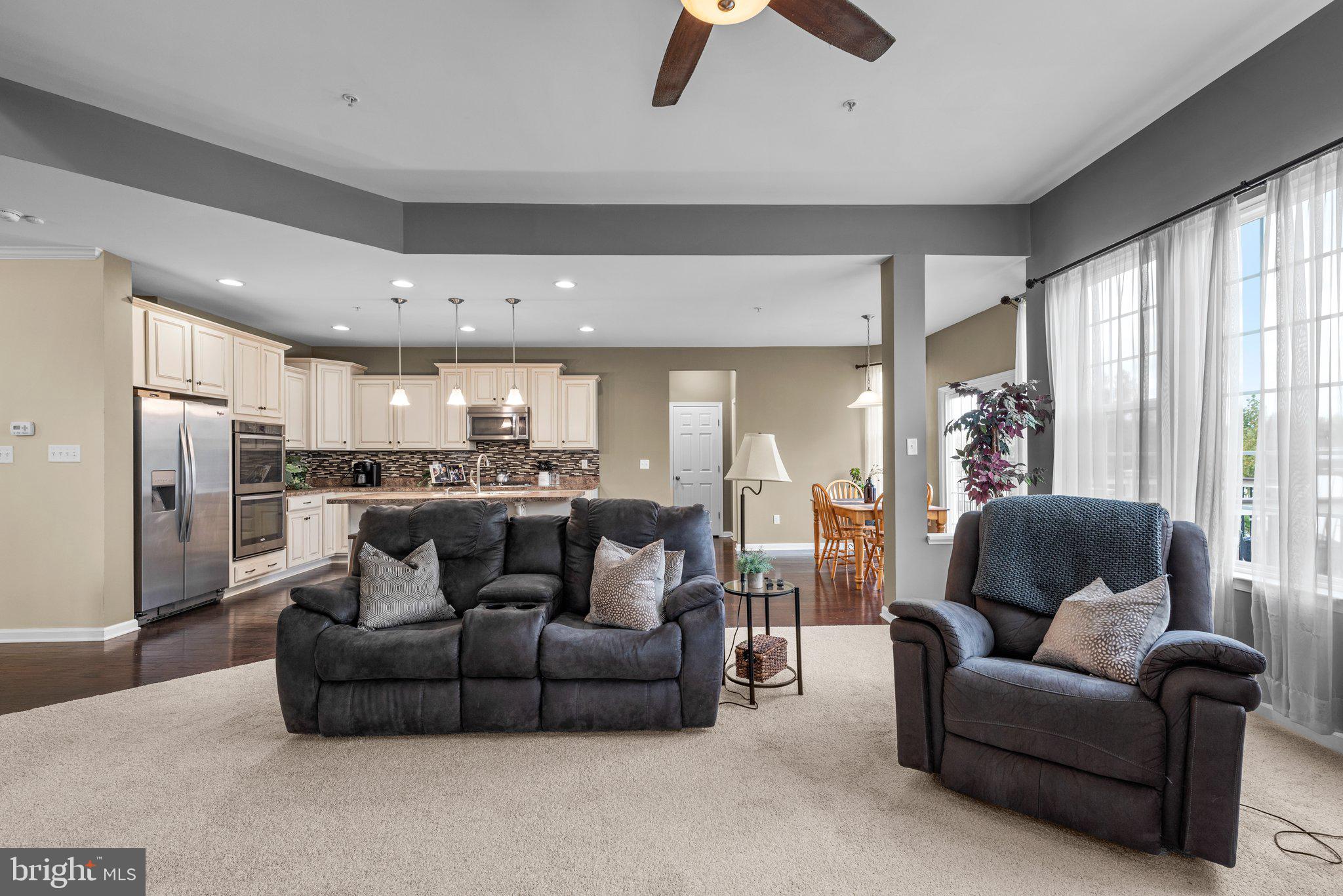 CLOVER RIDGE - Residential