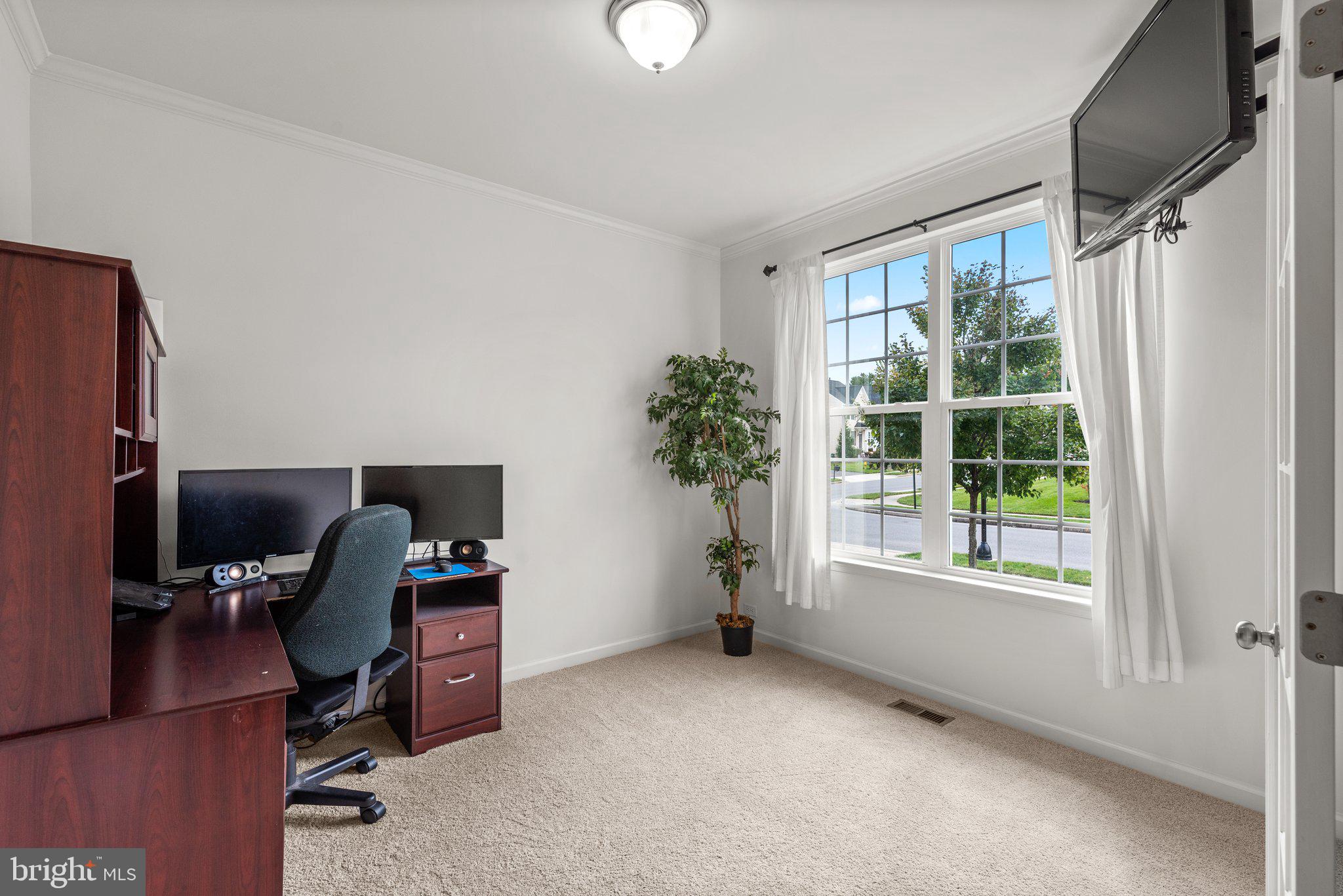 CLOVER RIDGE - Residential