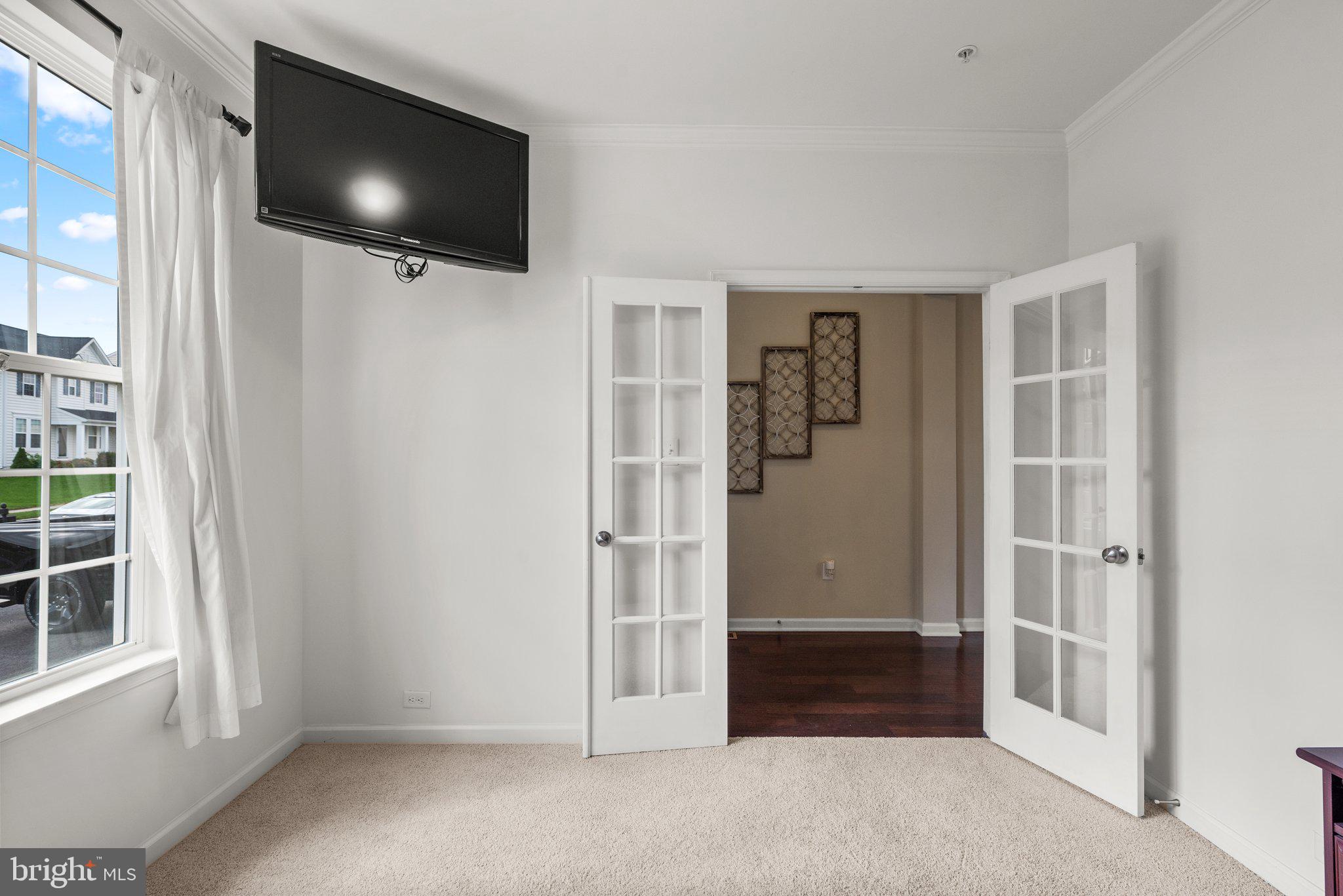 CLOVER RIDGE - Residential