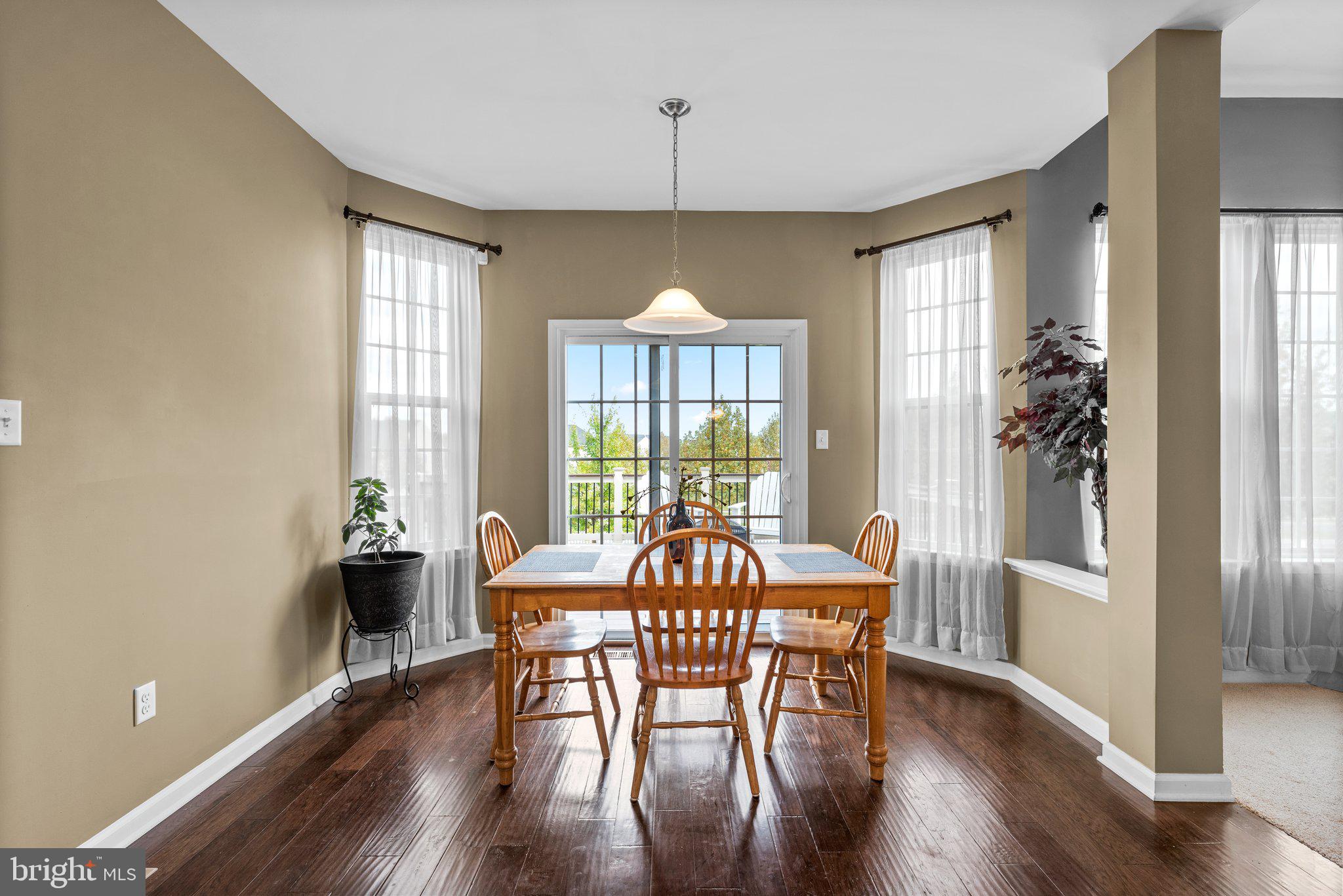 CLOVER RIDGE - Residential