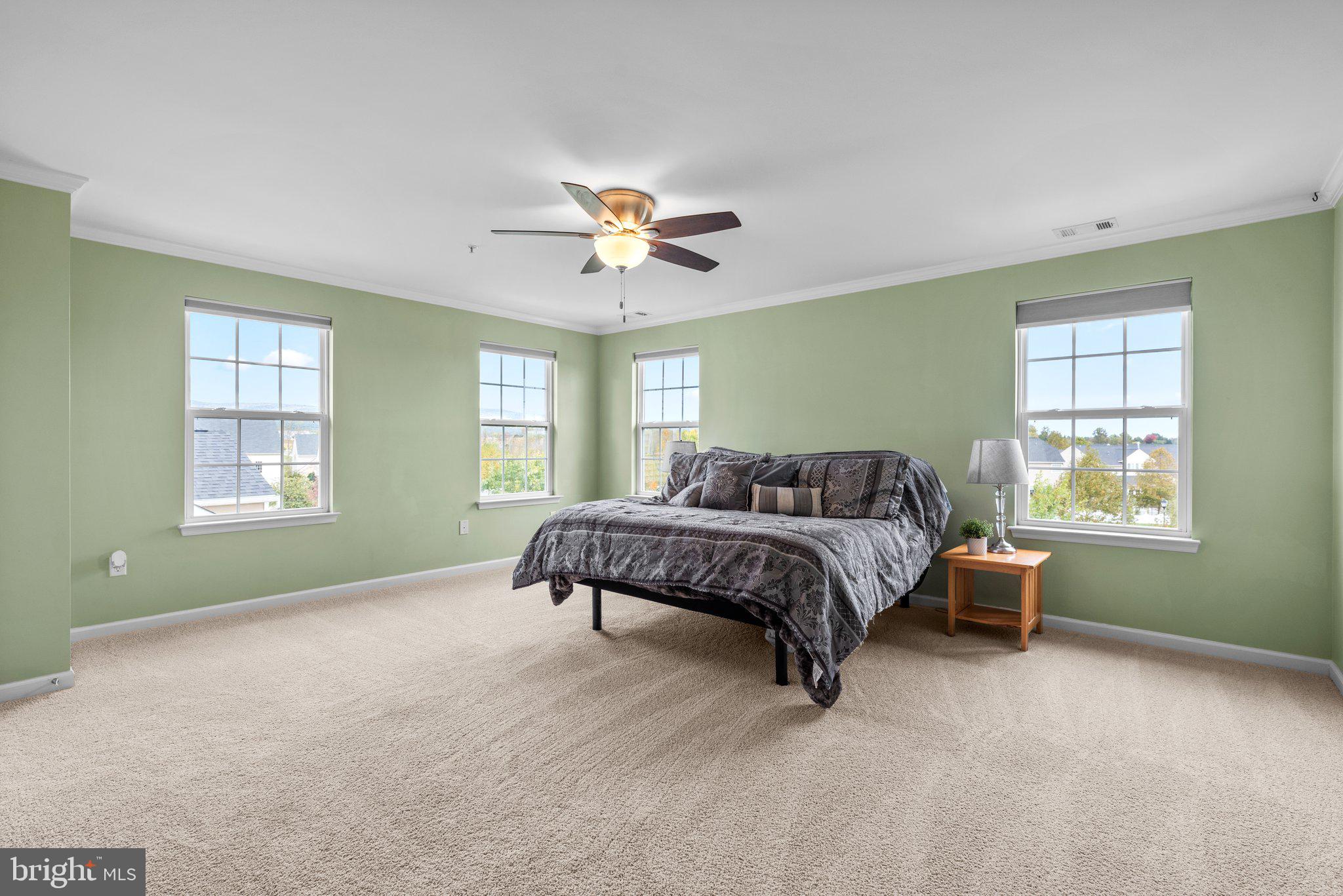 CLOVER RIDGE - Residential