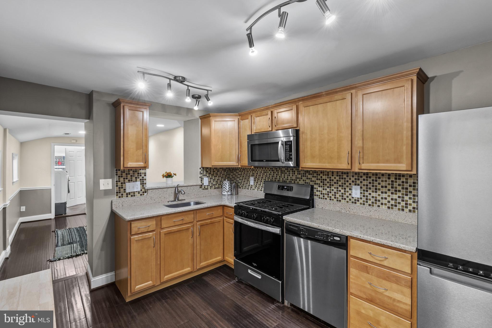 UPPER FELLS POINT - Residential