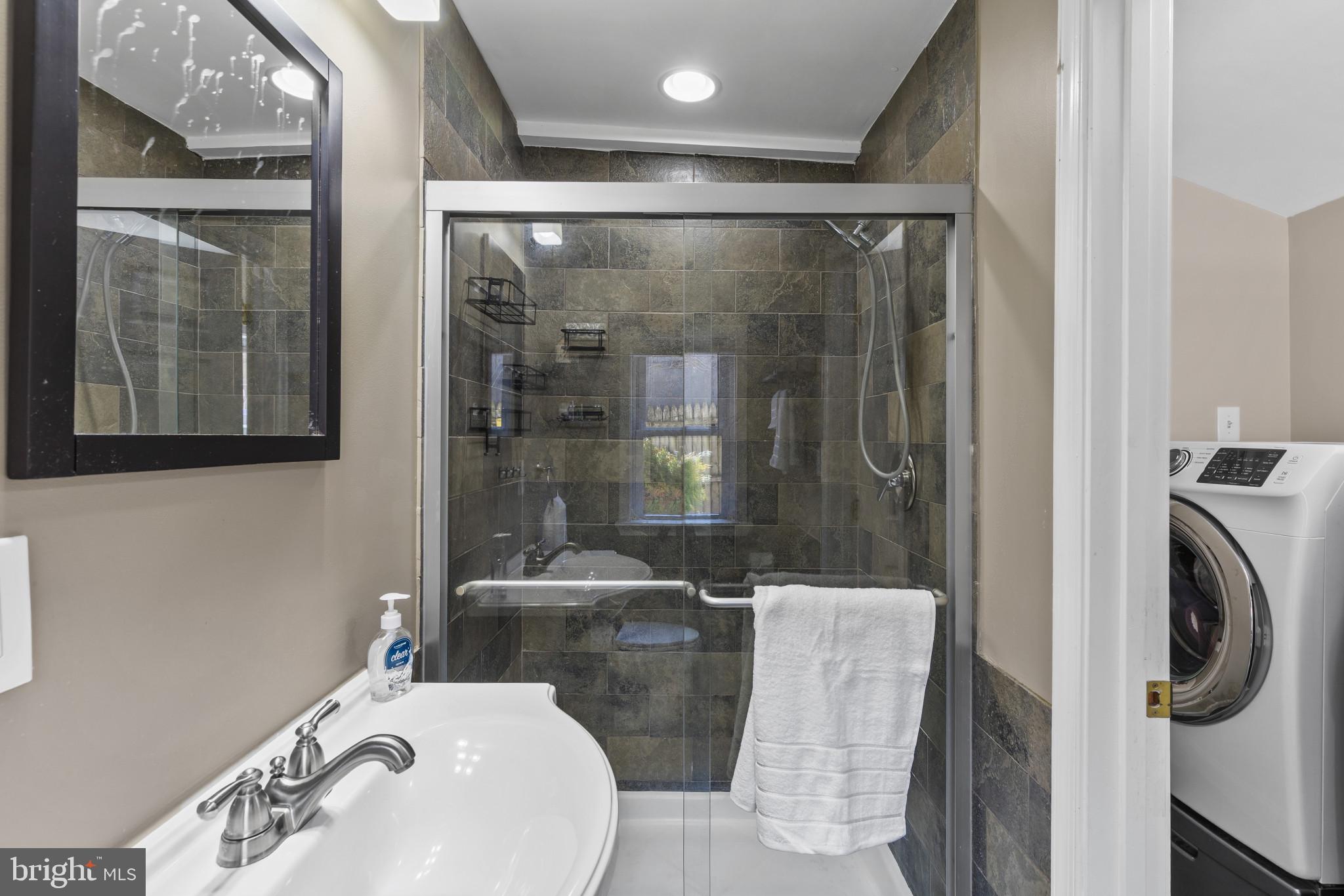 UPPER FELLS POINT - Residential