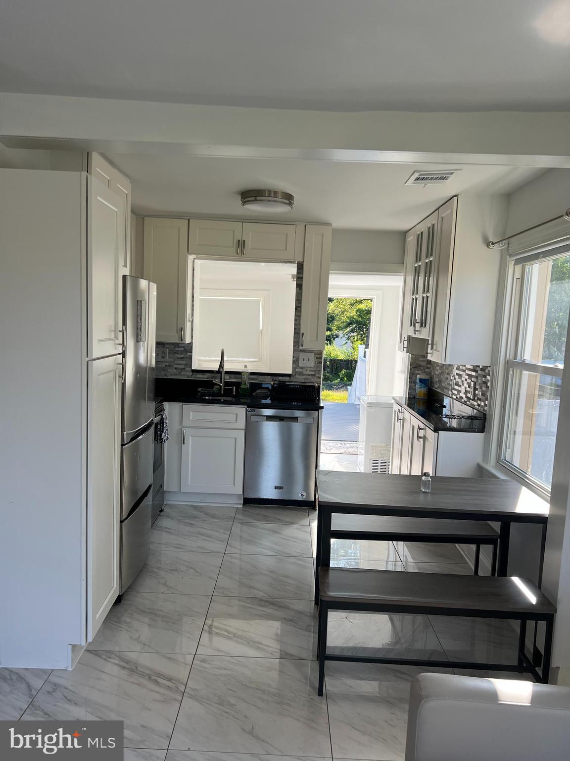 PRINCE WILLIAM PARKWAY - Residential Lease