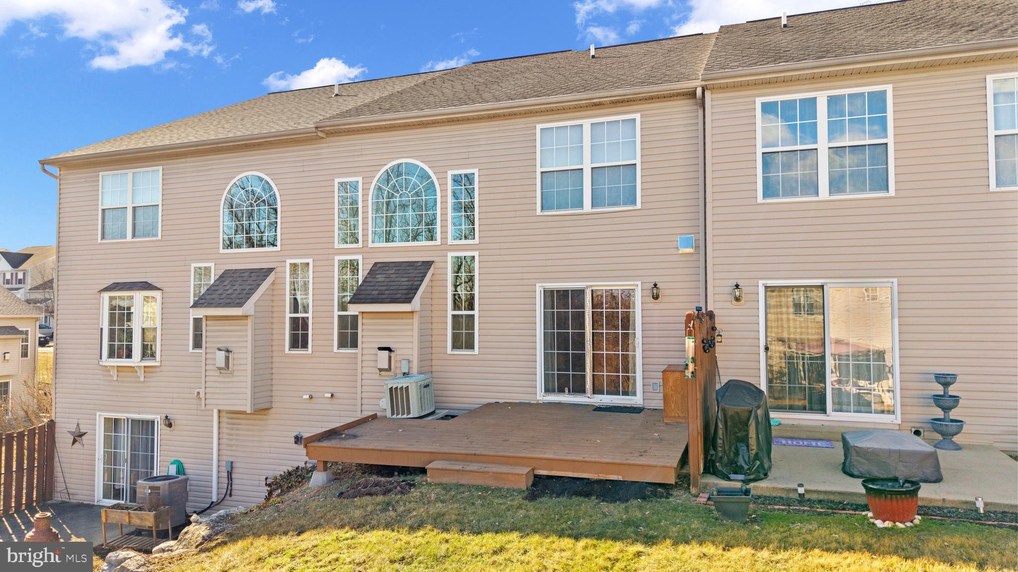 TOWNES AT CROSS CREEK - Residential