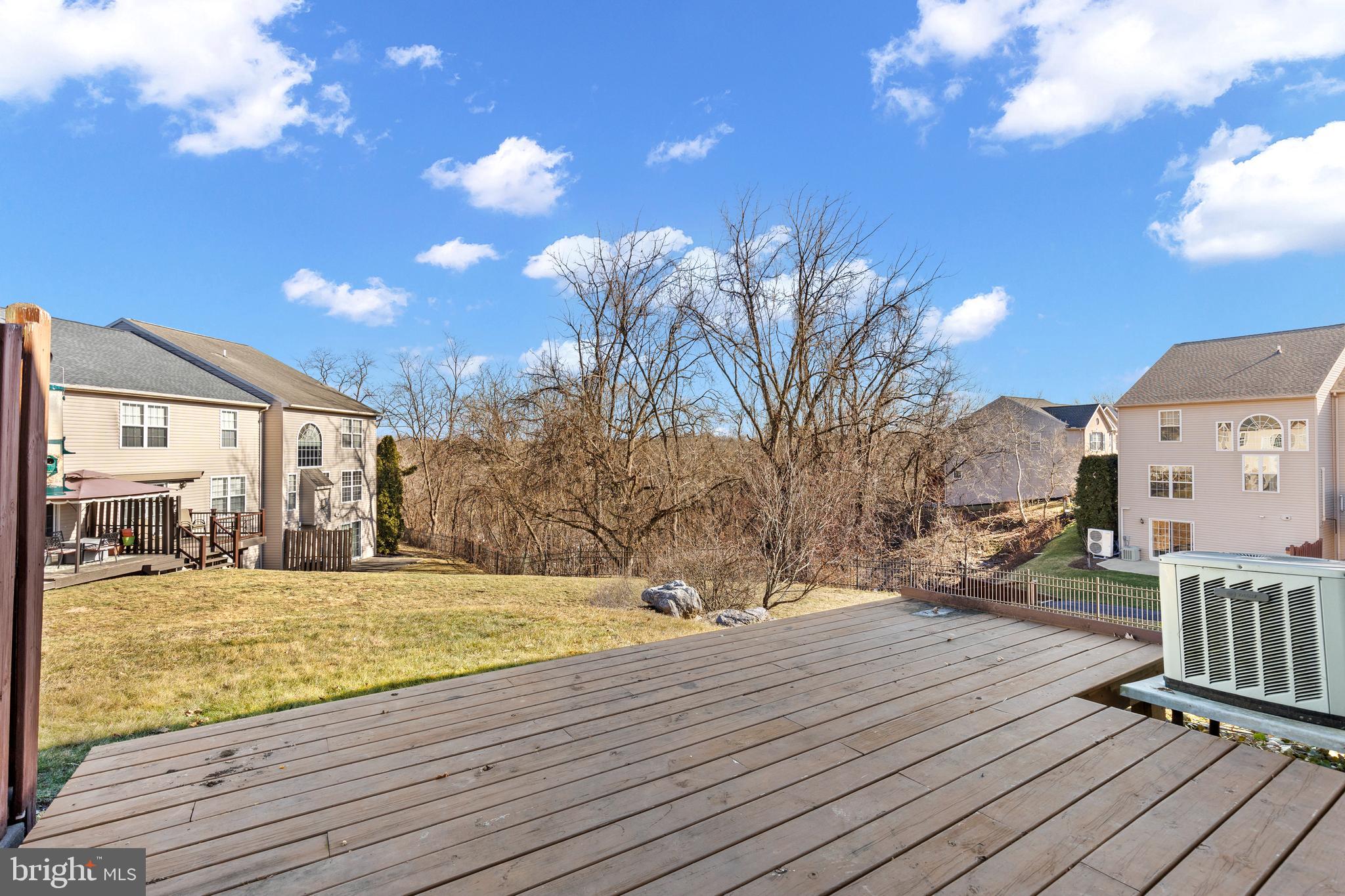 TOWNES AT CROSS CREEK - Residential