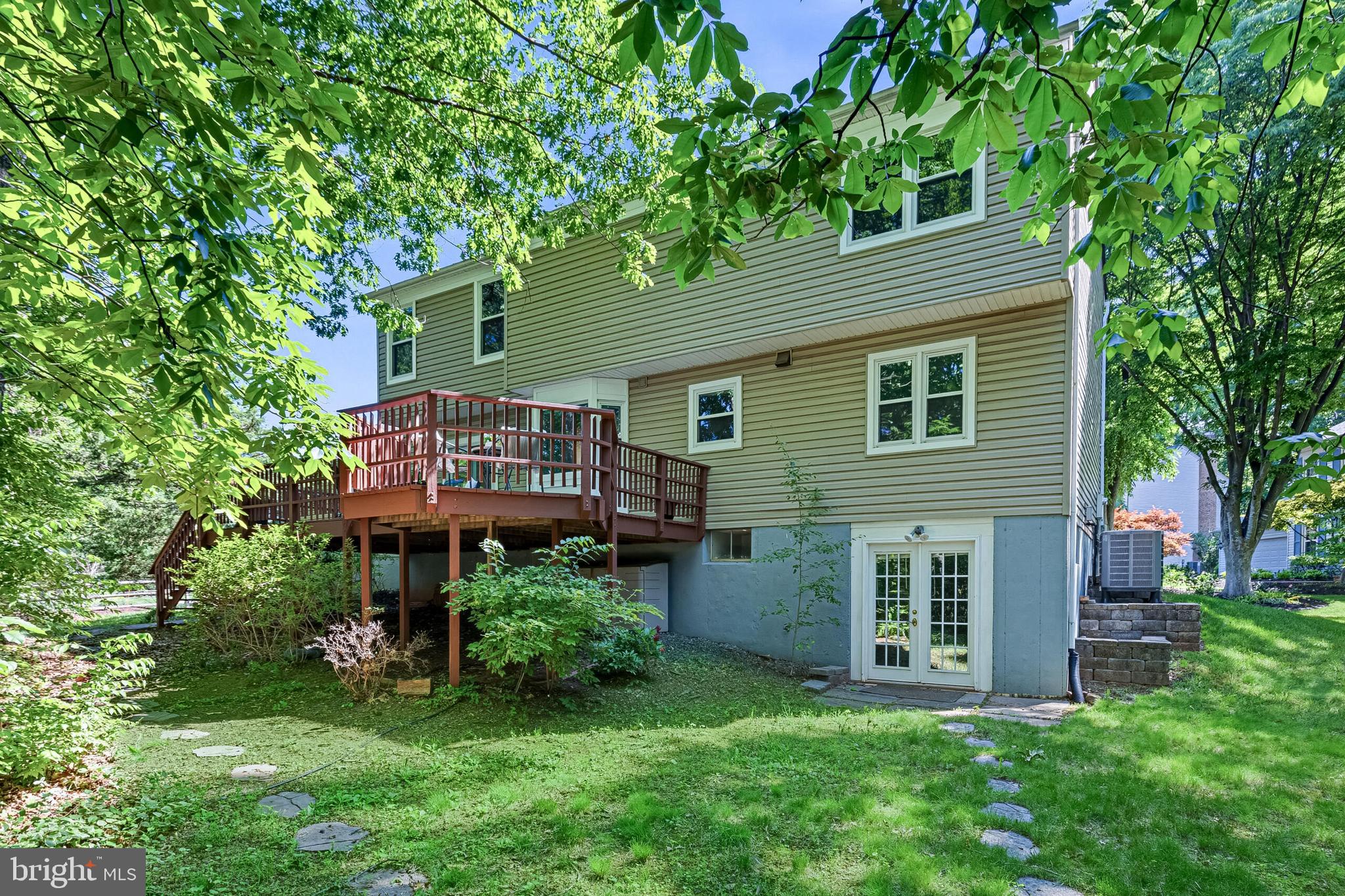 FRANKLIN GLEN - Residential