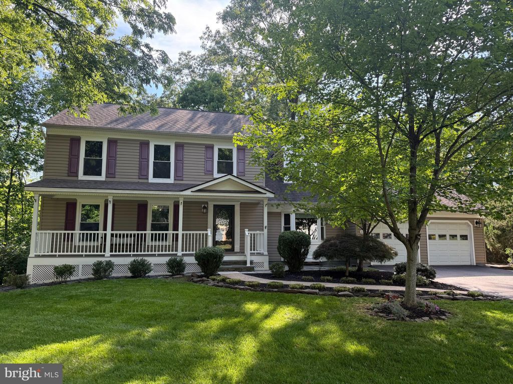Photo of 13209 Ashvale Drive, FAIRFAX, VA 22033 (MLS # VAFX2309508)