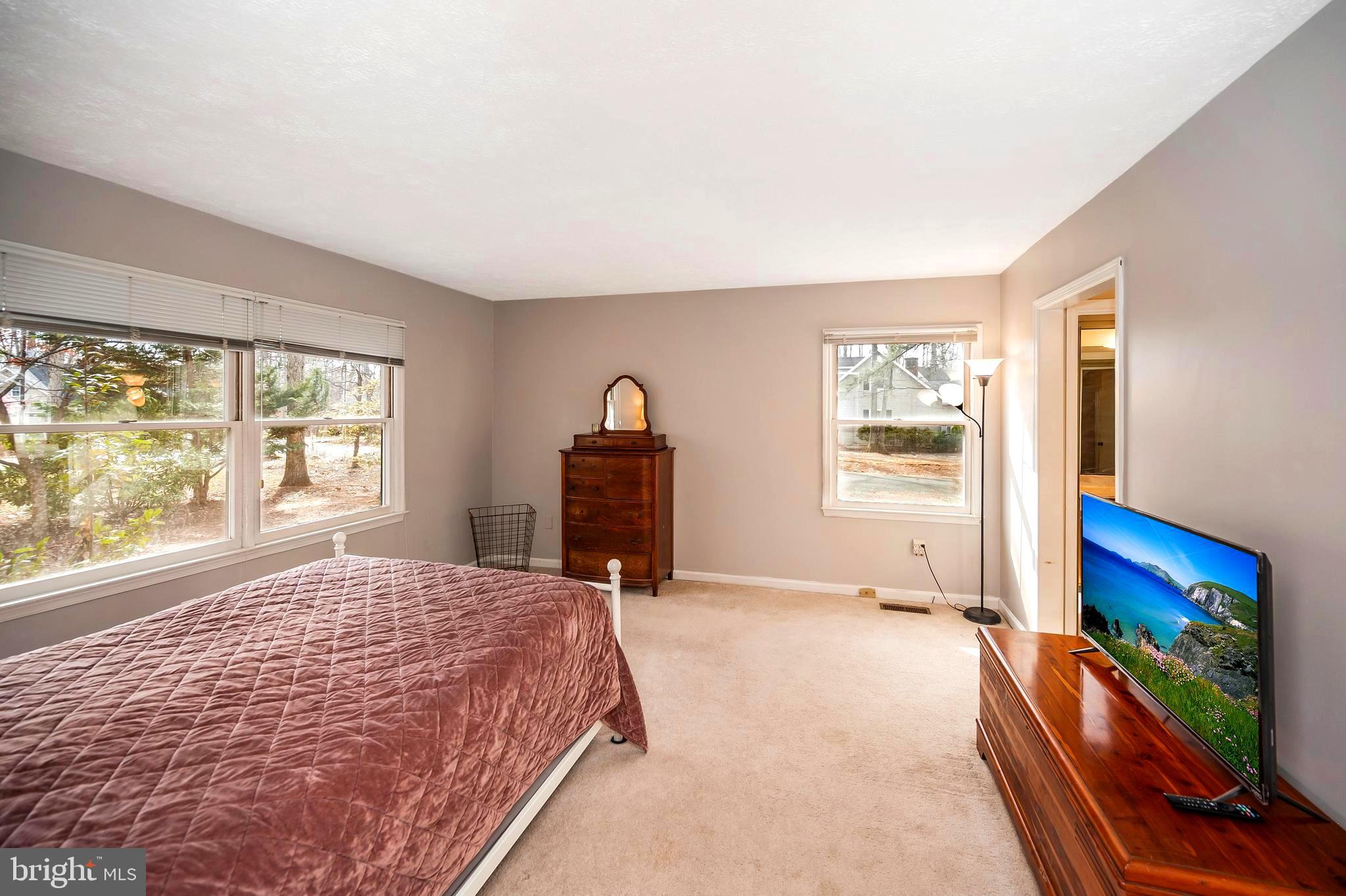 LAKE OF THE WOODS - Residential