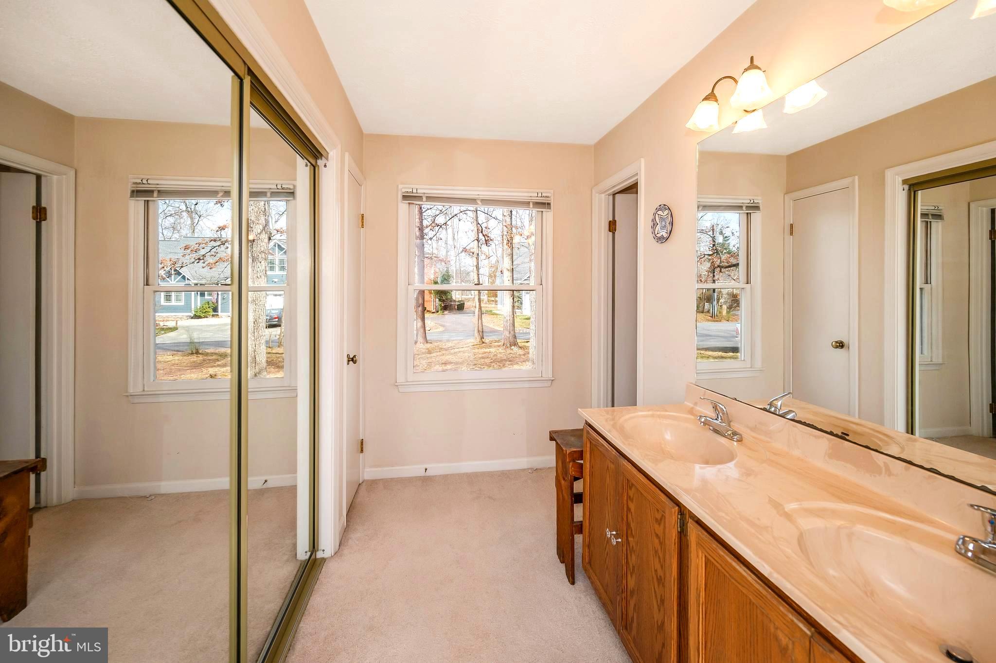 LAKE OF THE WOODS - Residential