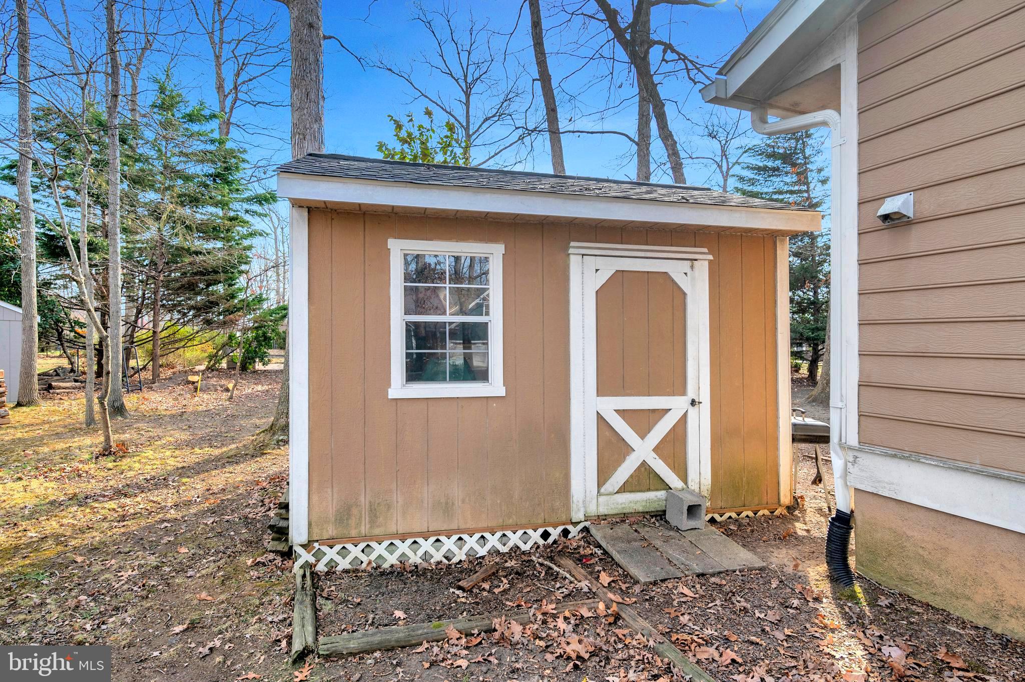 LAKE OF THE WOODS - Residential