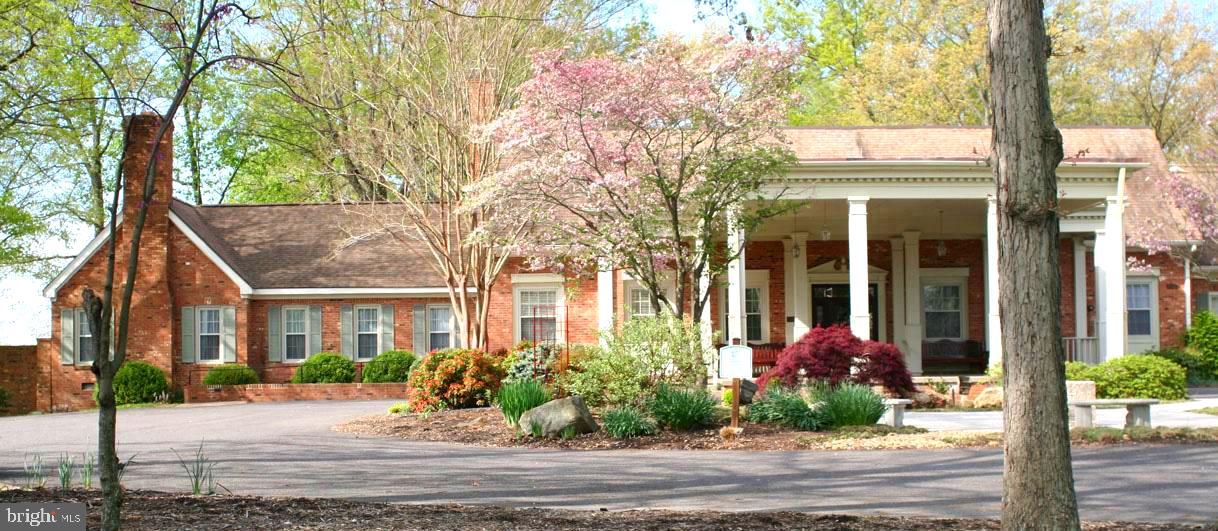 LAKE OF THE WOODS - Residential