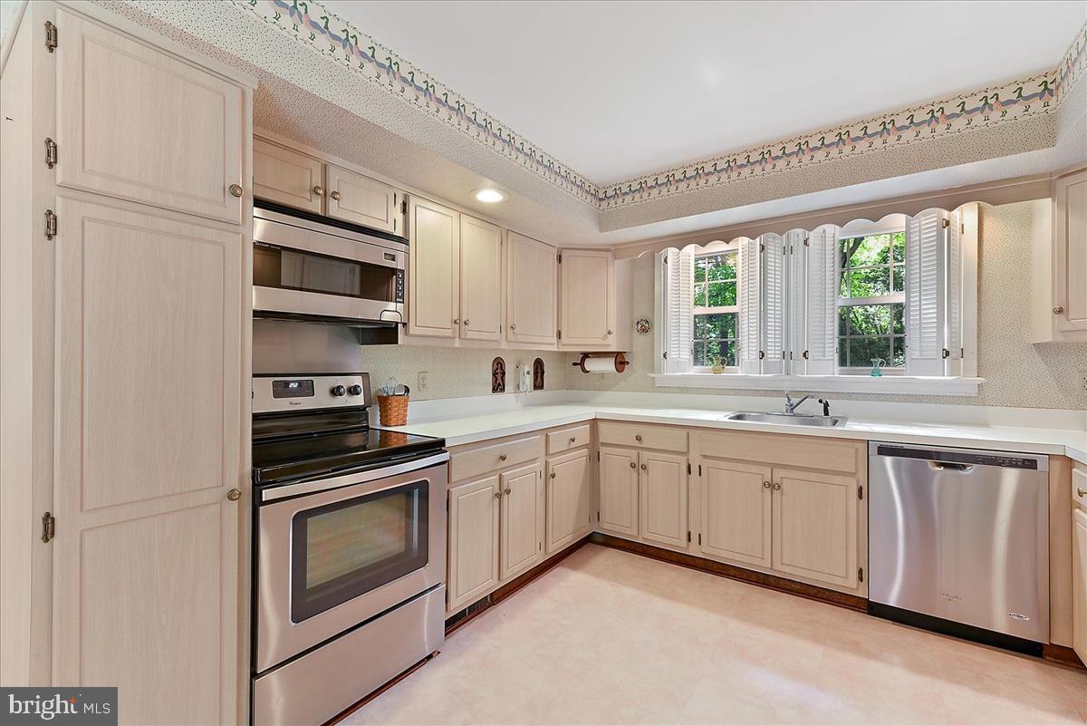 WYNDHAM HILLS - Residential